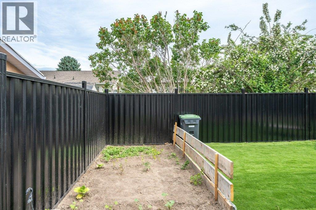 260 WILLOWS Place - 40