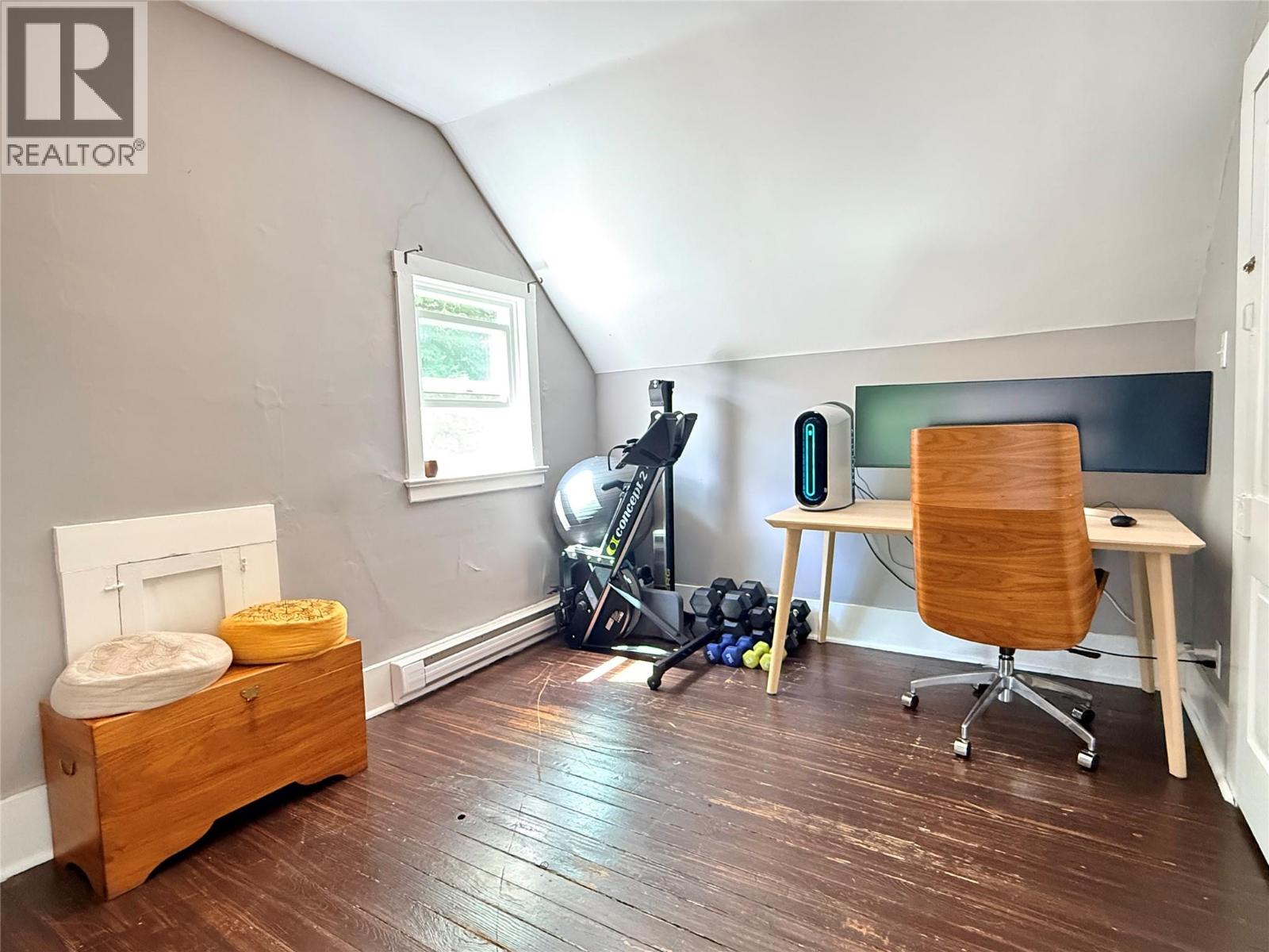 7577 4th Street - 23