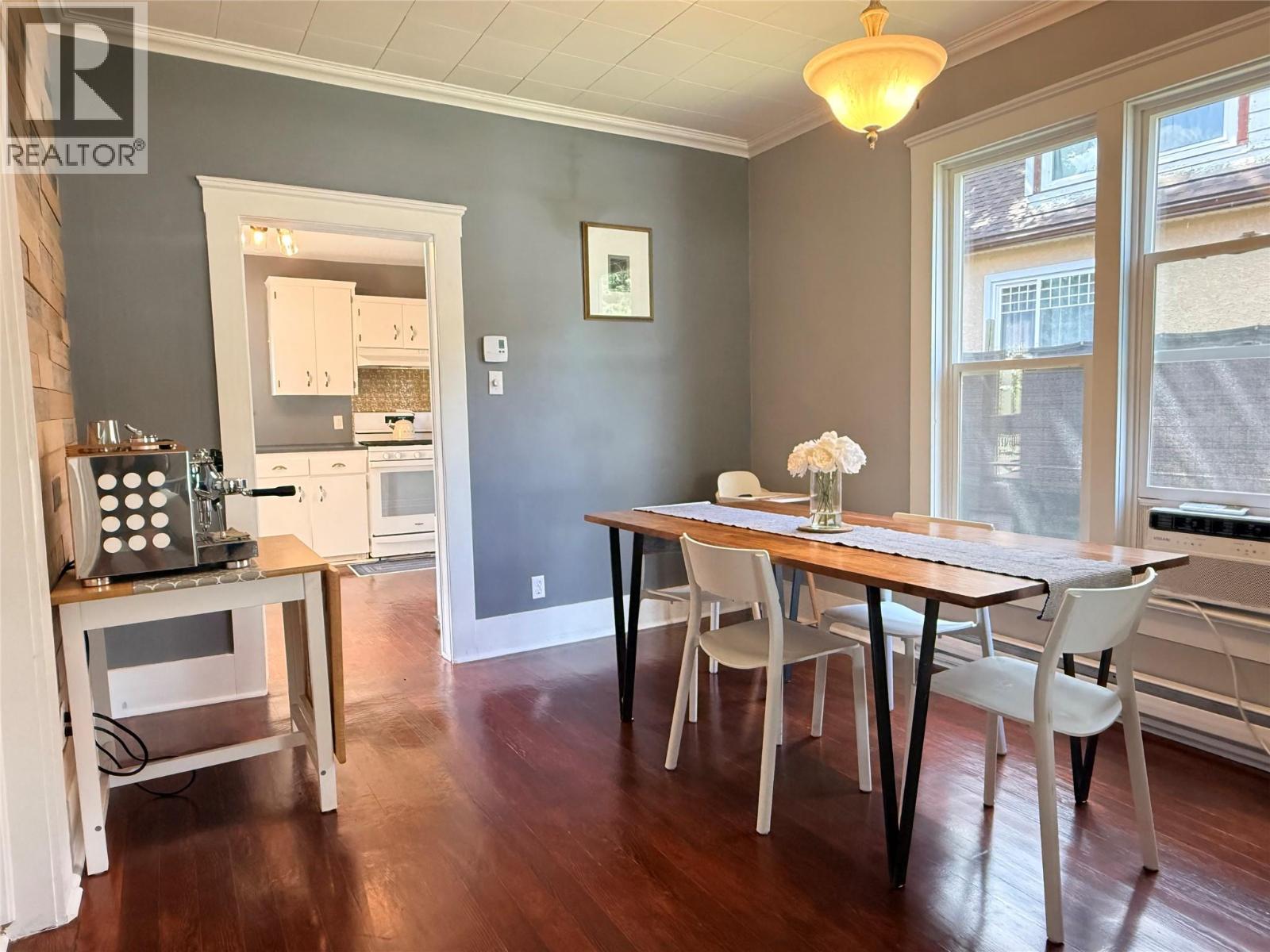 7577 4th Street - 12