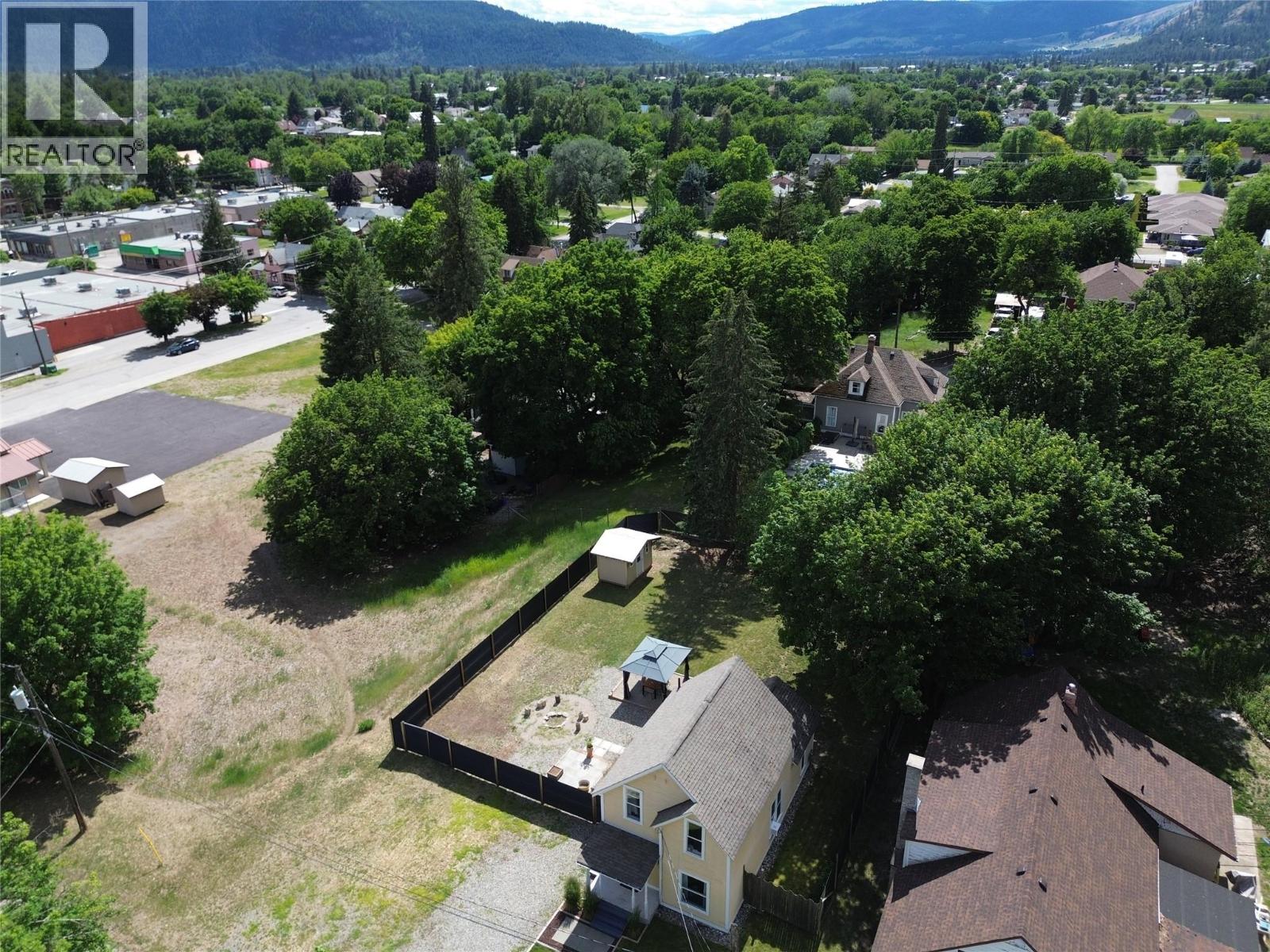 7577 4th Street - 40