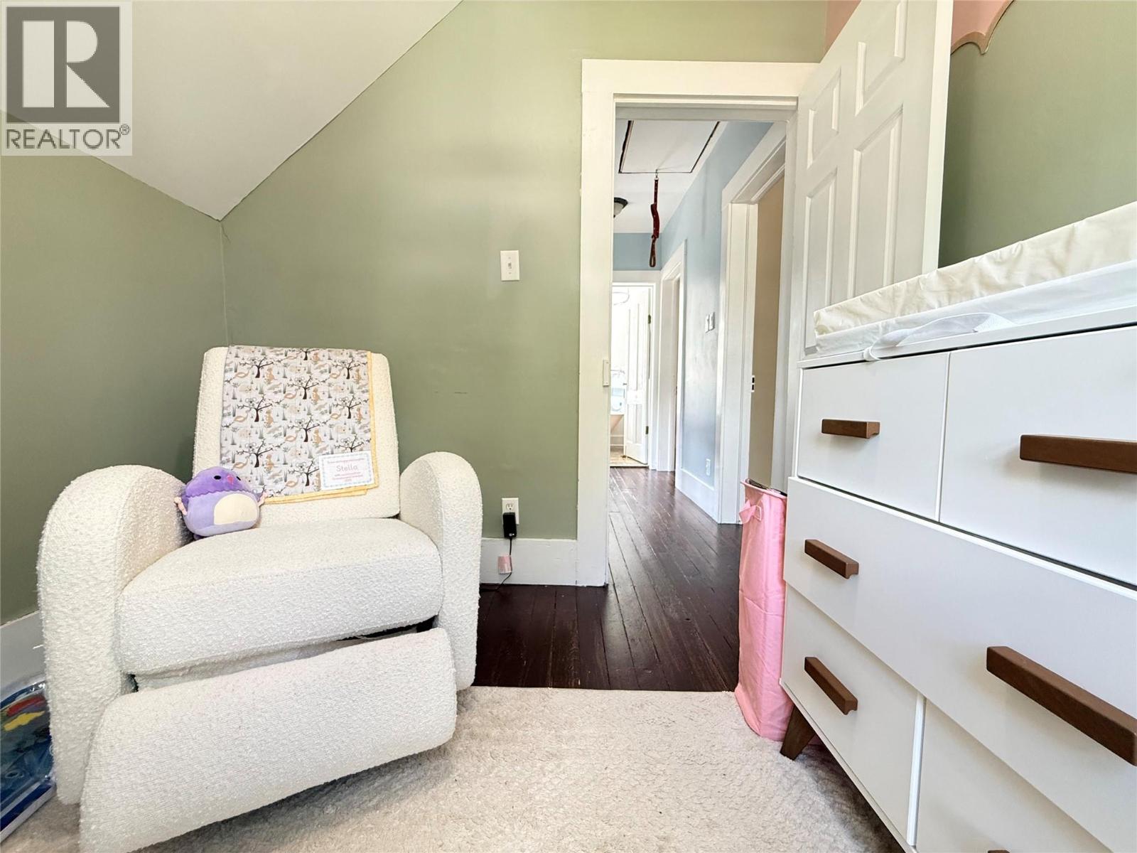 7577 4th Street - 31