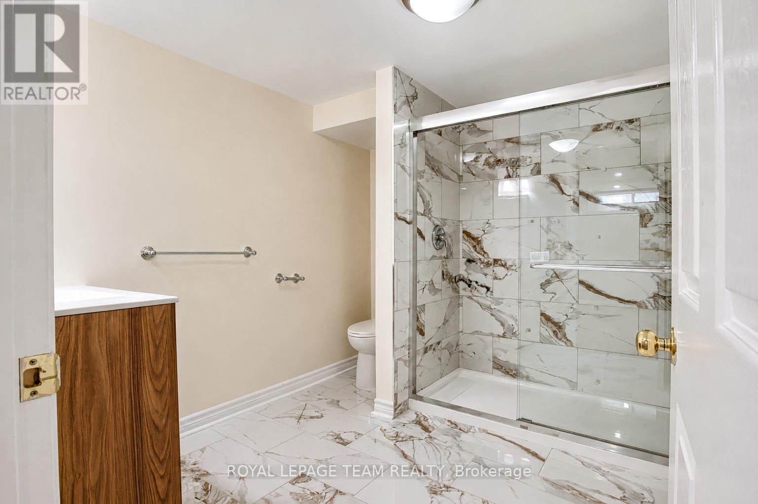 2 Bed, 3 Bath Multi-Family for Rent in Ottawa – 31 PRITCHARD DRIVE, Ottawa – MLS# X13471472 - Image 17