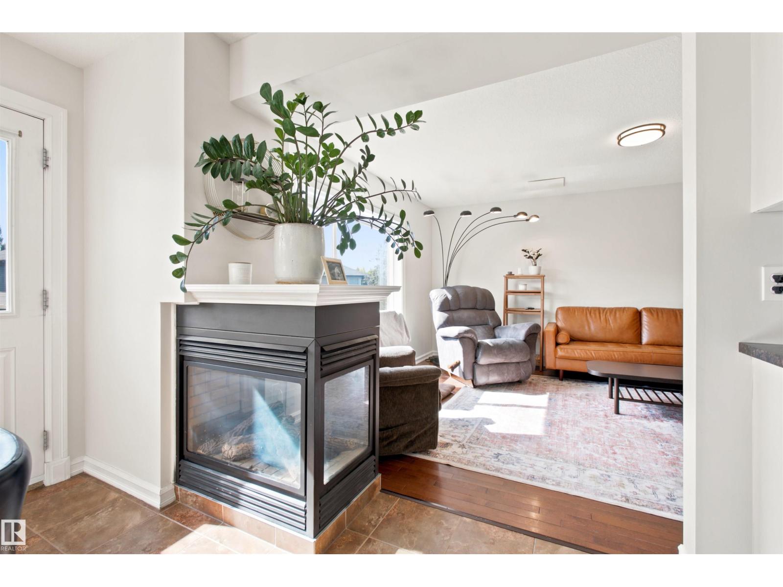 5 VERNON ST - 11