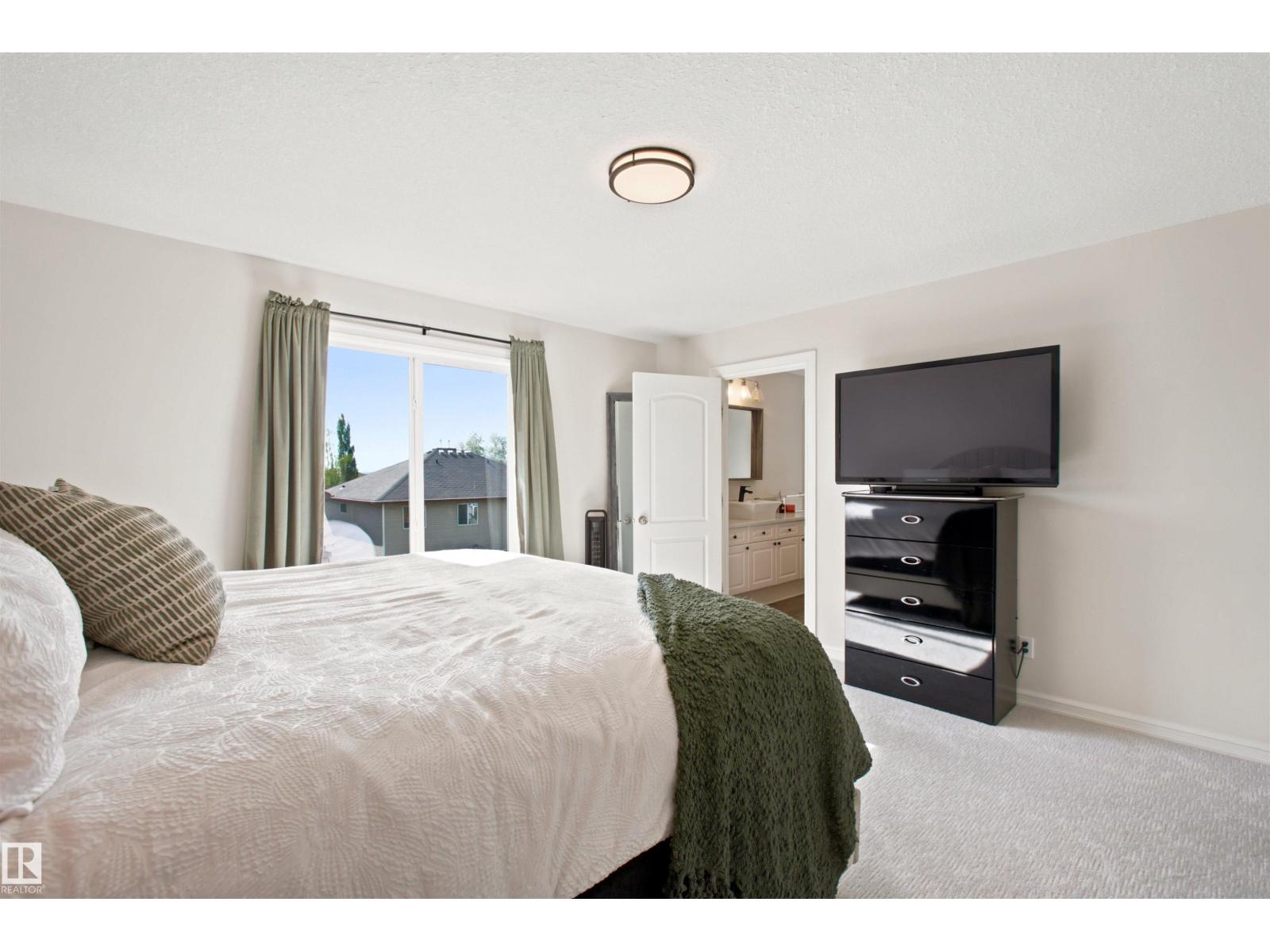 5 VERNON ST - 26
