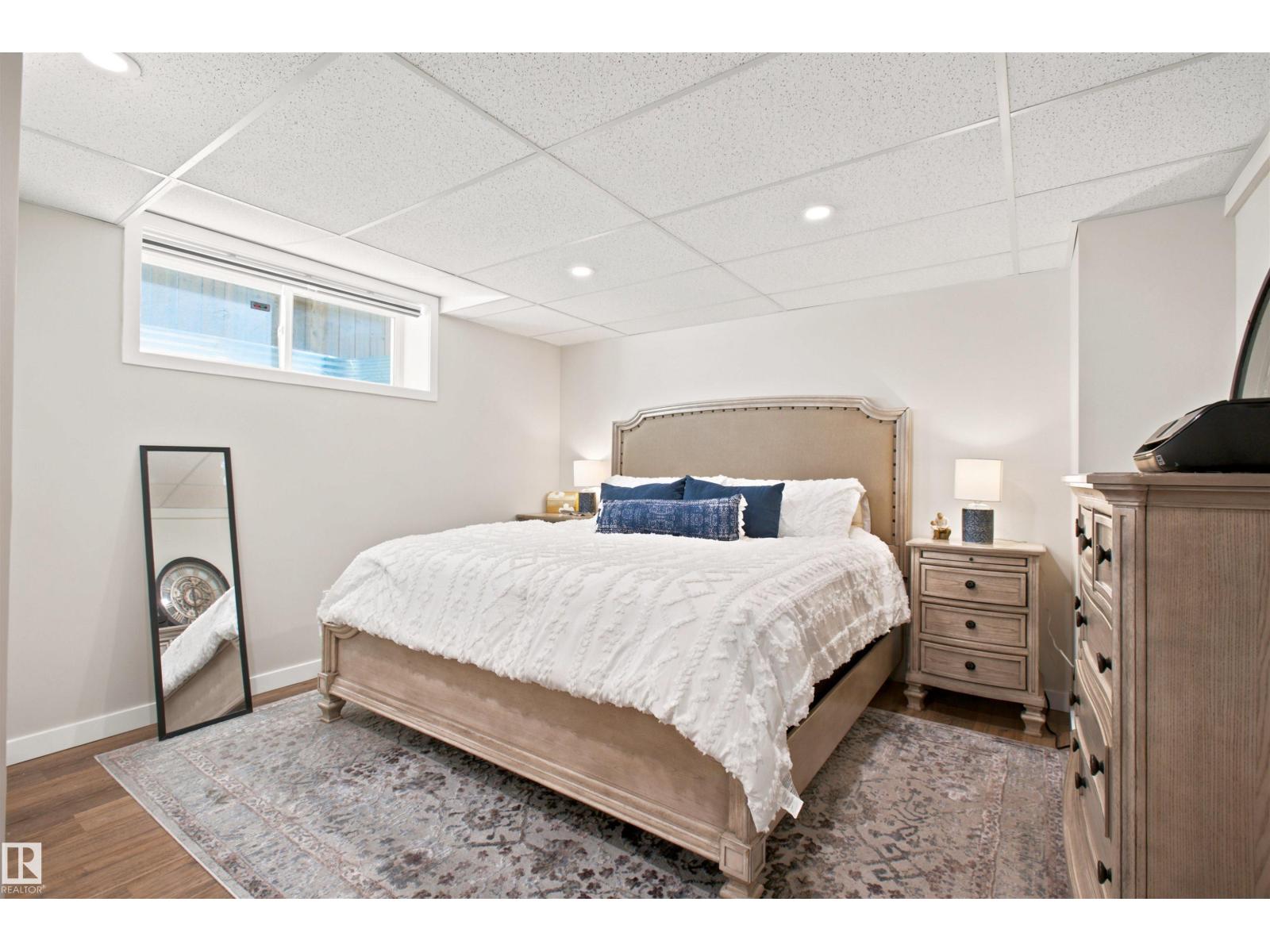 5 VERNON ST - 38