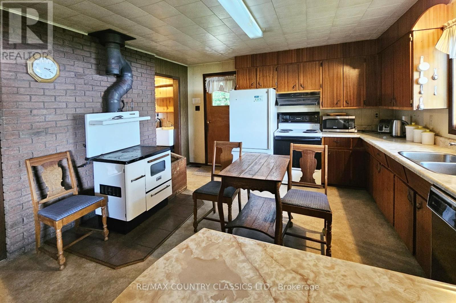 107 MAIKA ROAD - 10