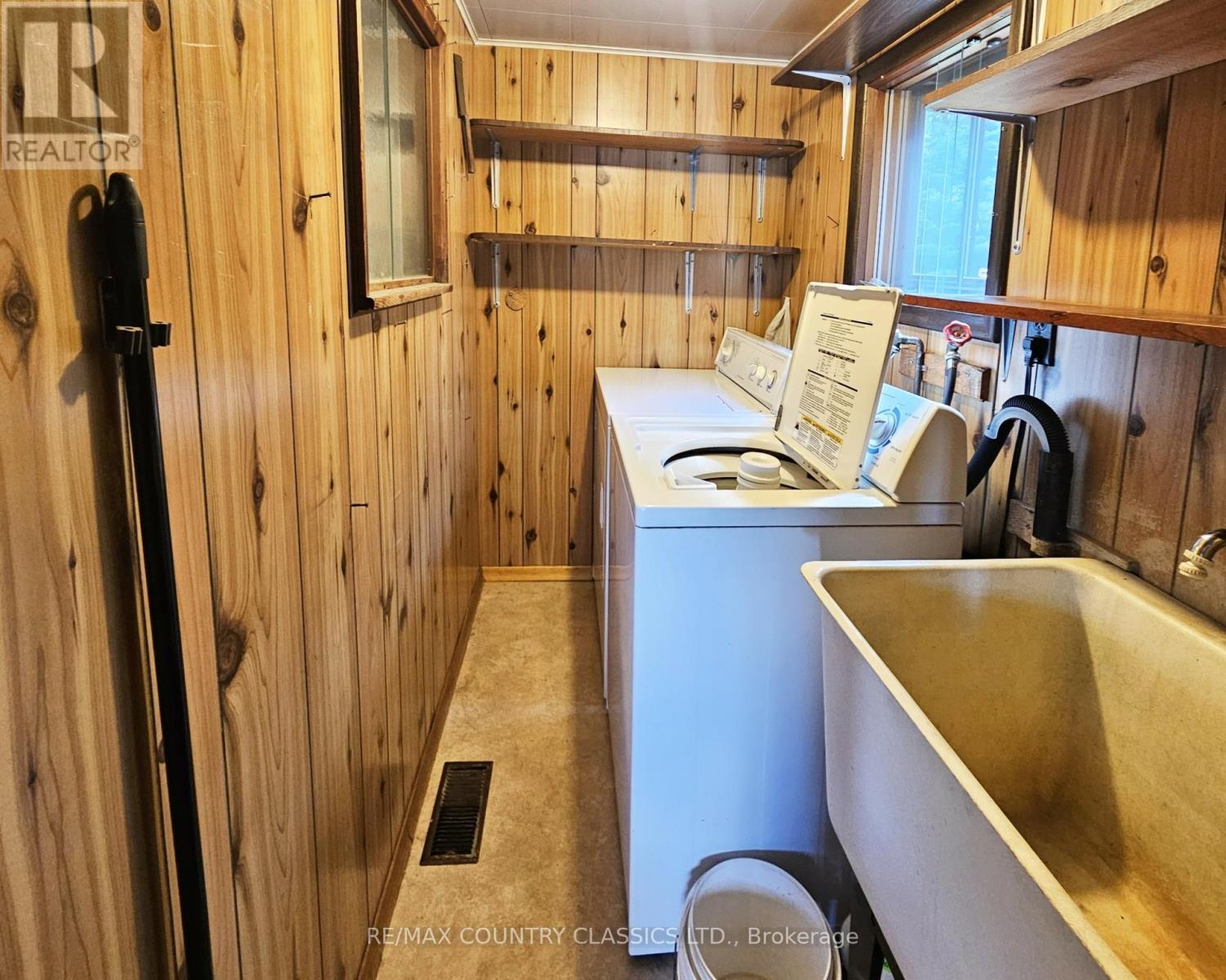 107 MAIKA ROAD - 13
