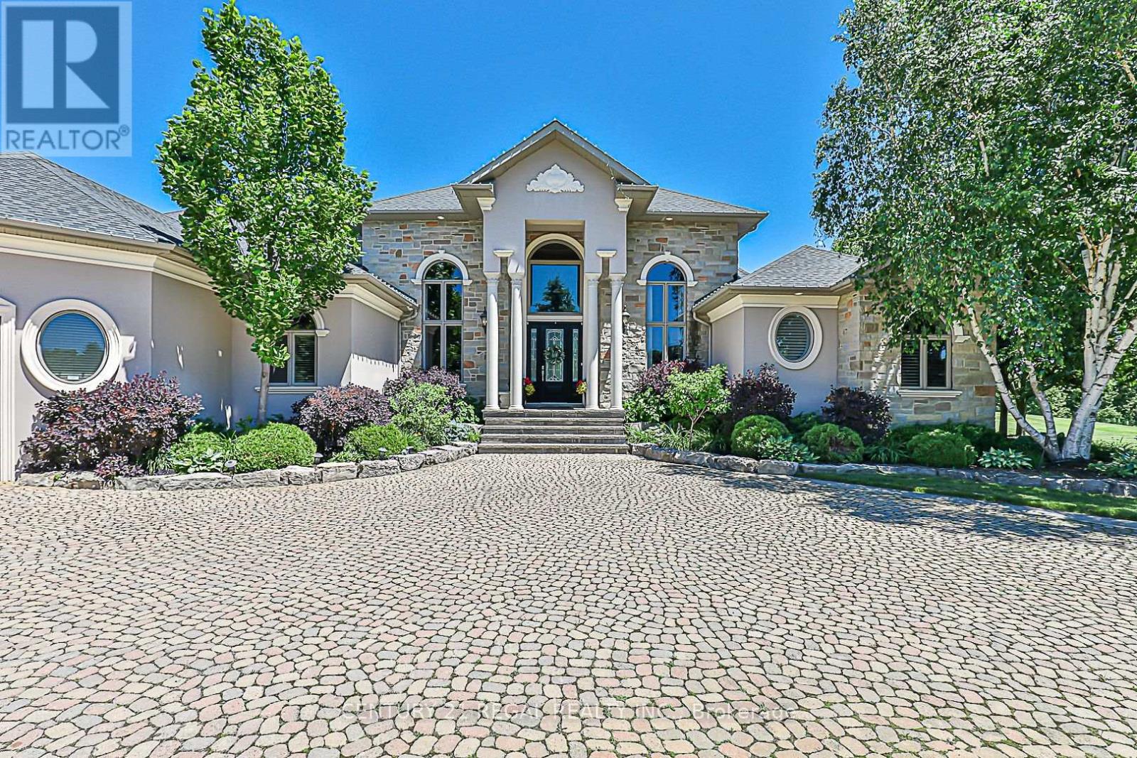16 LAKE WOODS DRIVE - 2