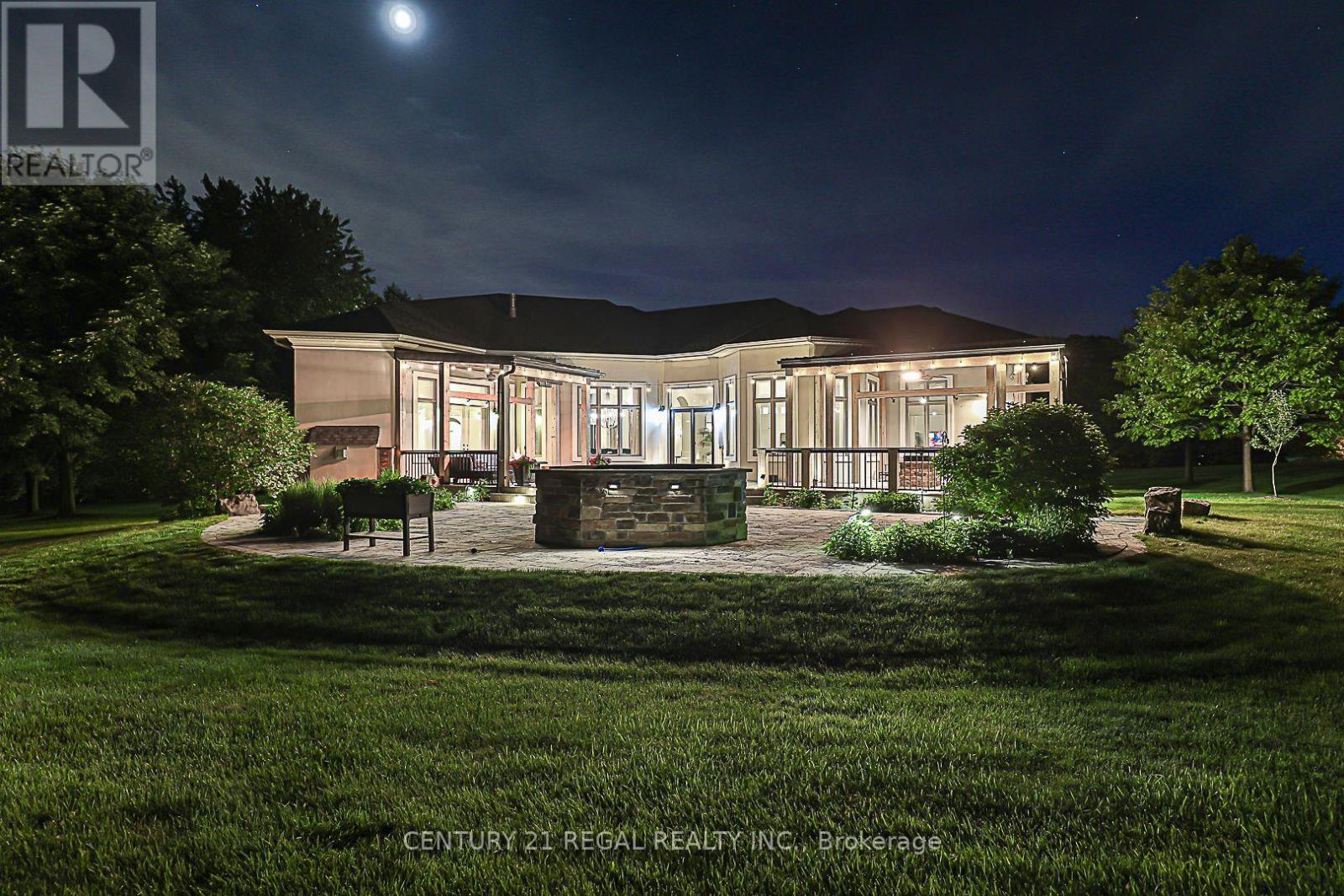 16 LAKE WOODS DRIVE - 48