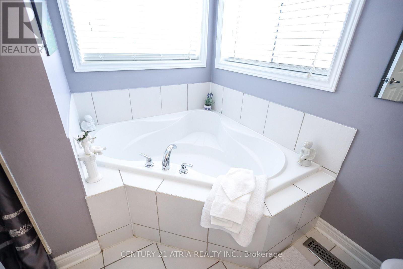 24 WILLIAM GRANT ROAD - 30