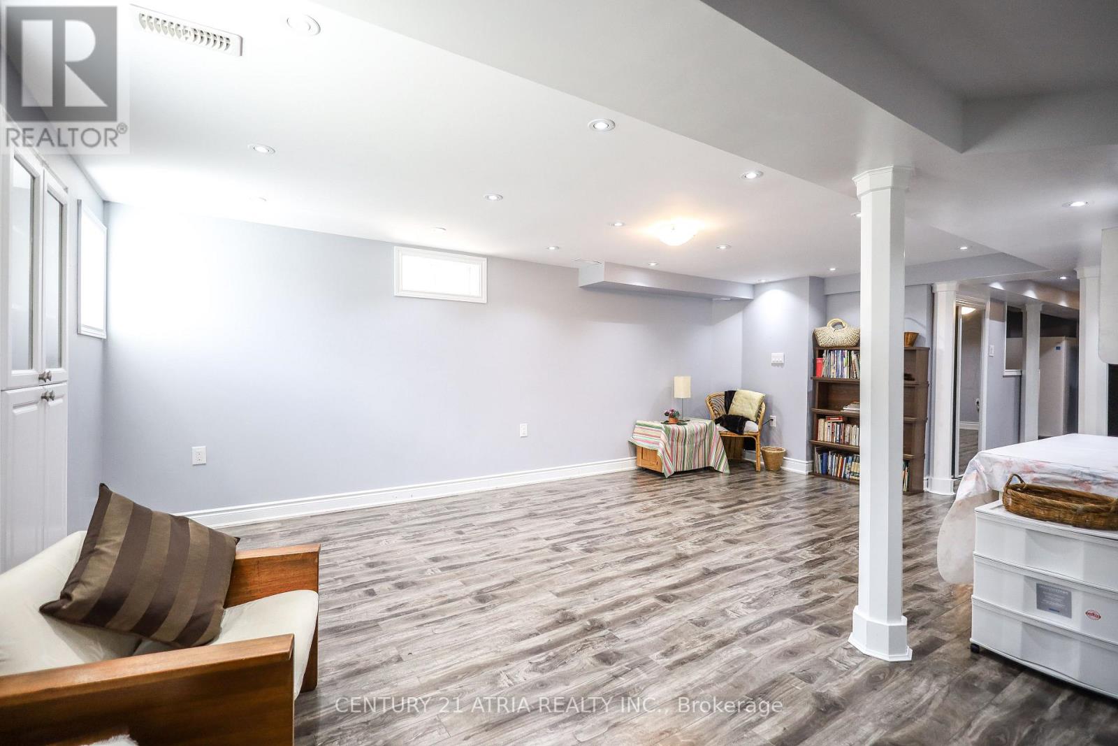 24 WILLIAM GRANT ROAD - 44