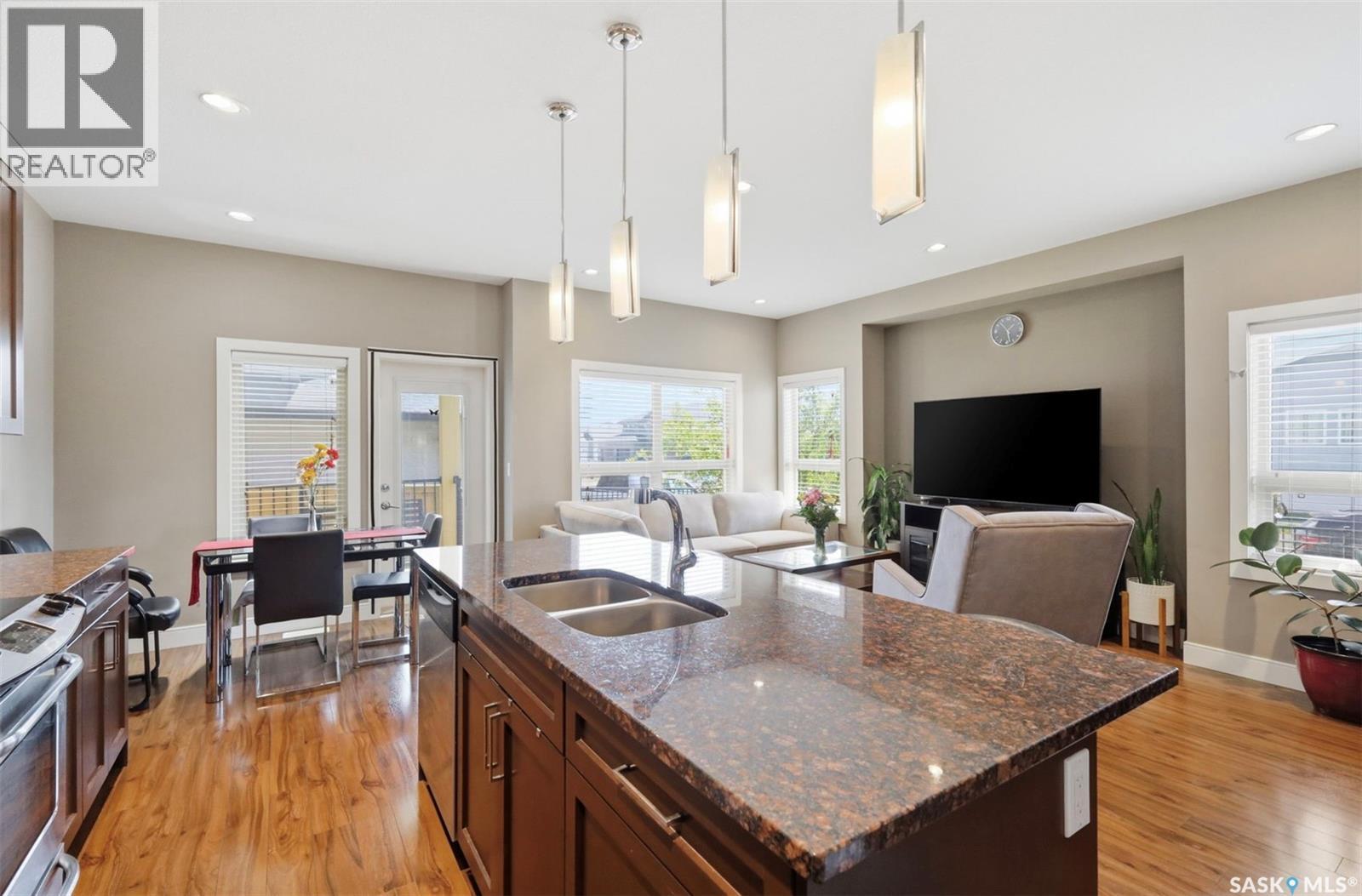 34 1550 Paton CRESCENT — photo 17