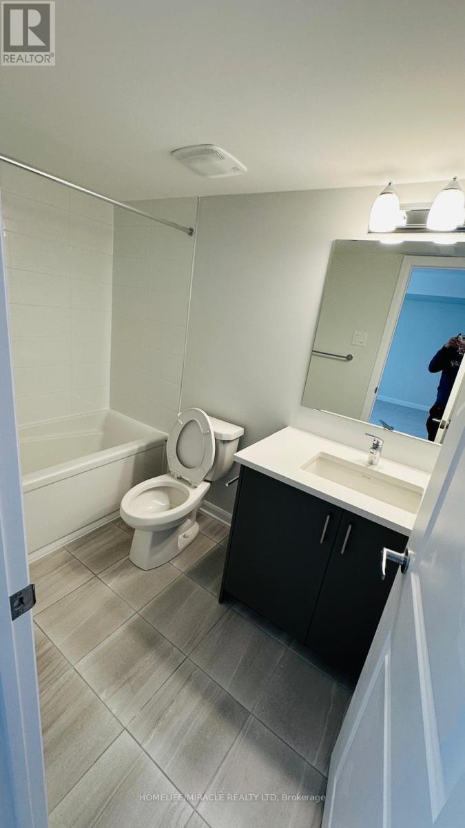 755 FAIRLINE ROW - 24