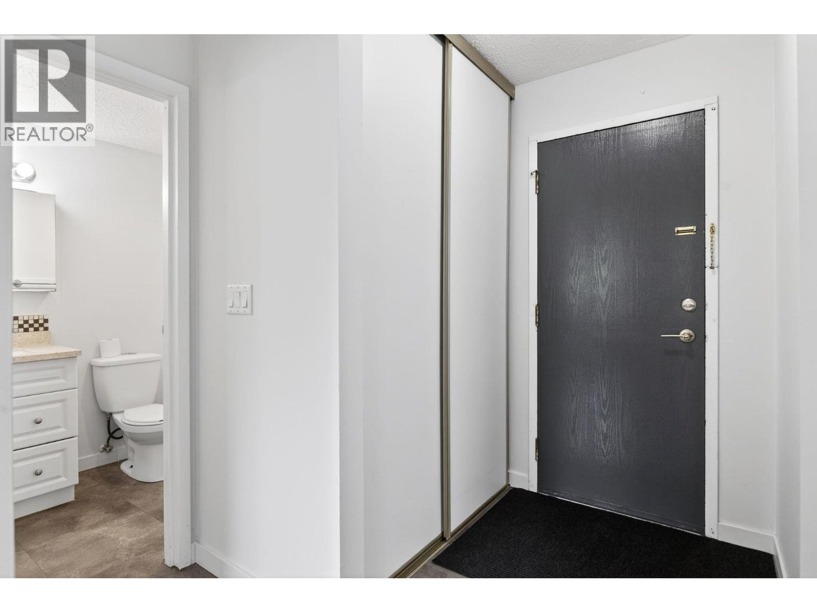 #108 625 Rowcliffe Avenue - 3