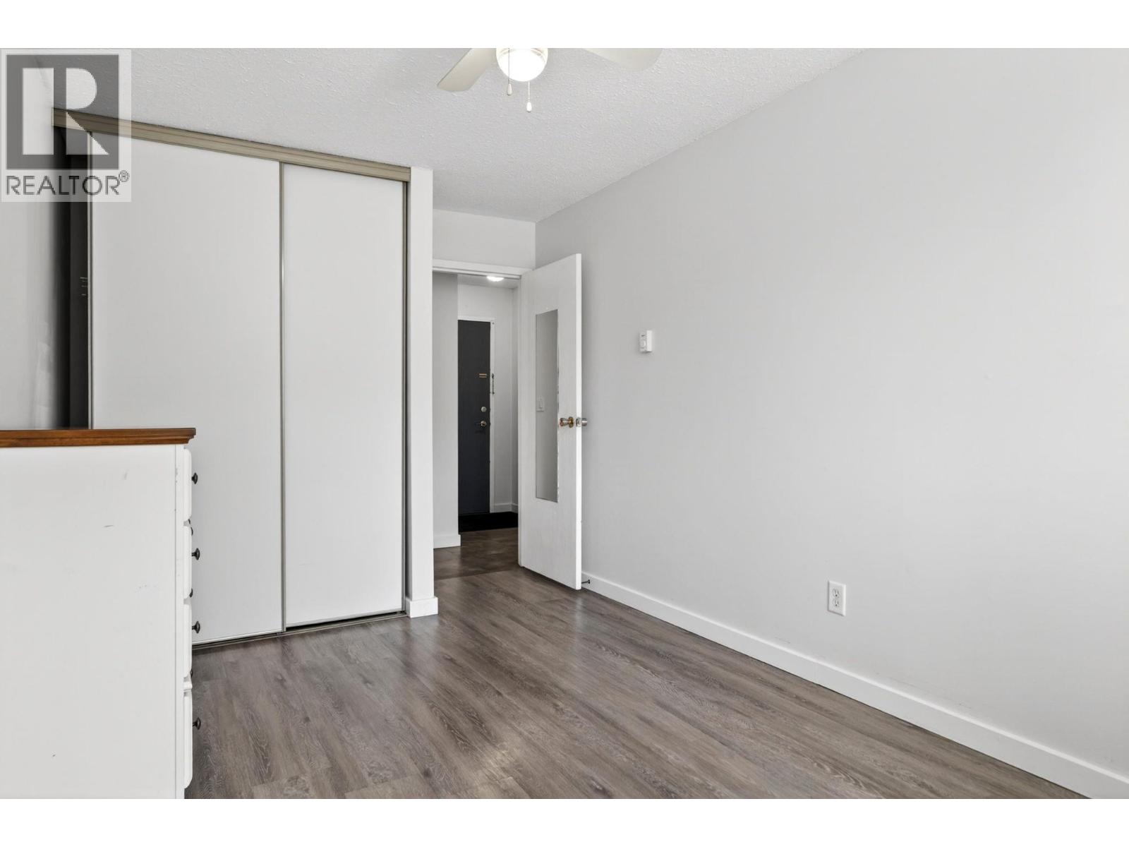 #108 625 Rowcliffe Avenue - 17