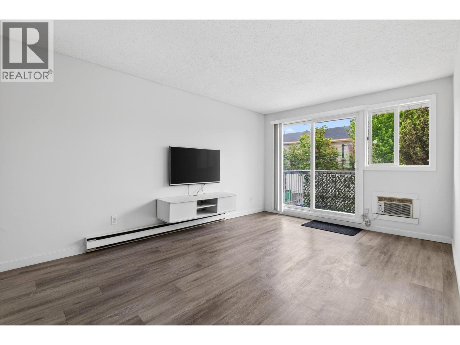 #108 625 Rowcliffe Avenue - 10