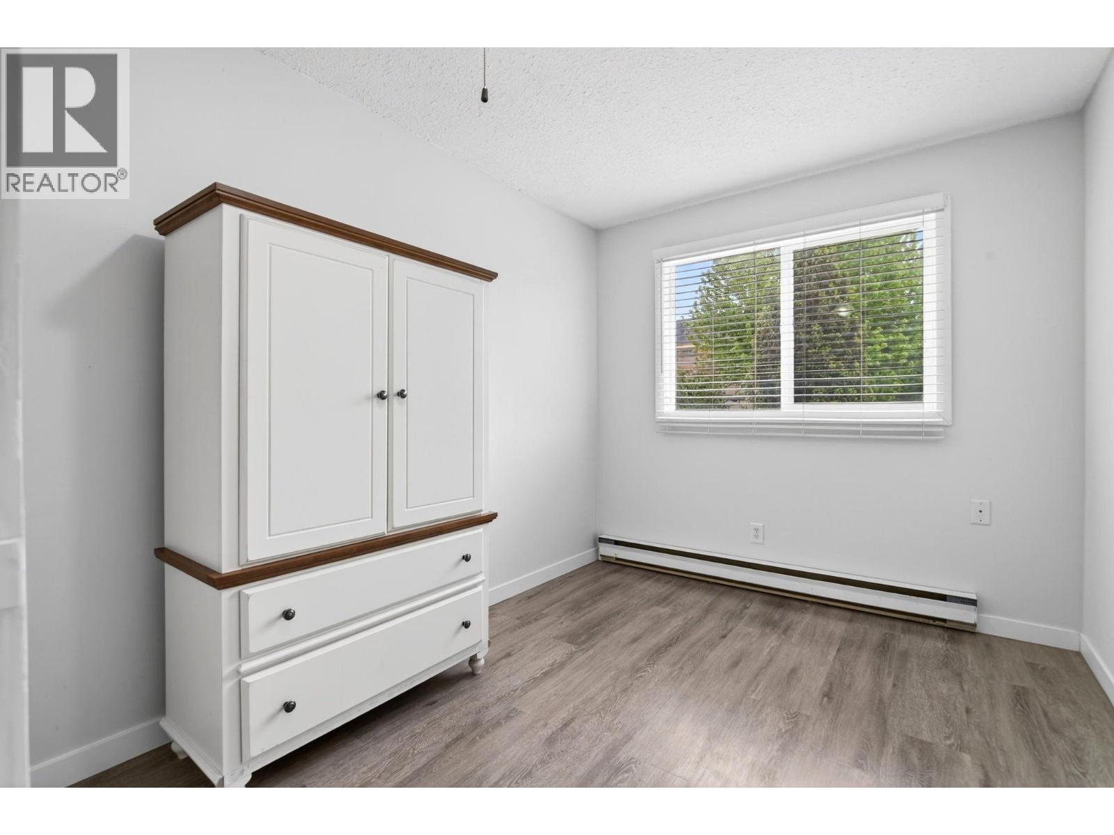 #108 625 Rowcliffe Avenue - 18