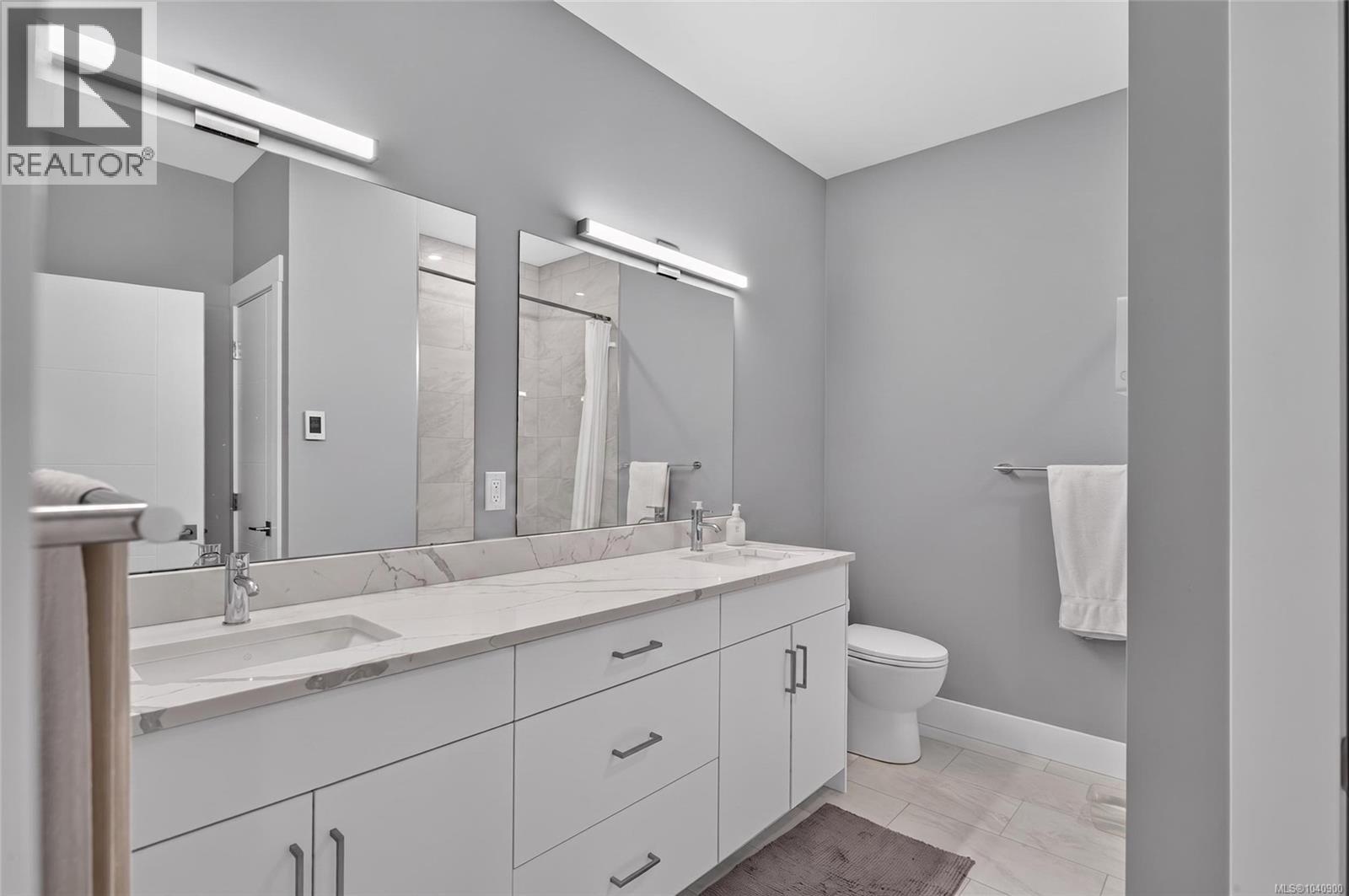 473 Hampstead St - 23