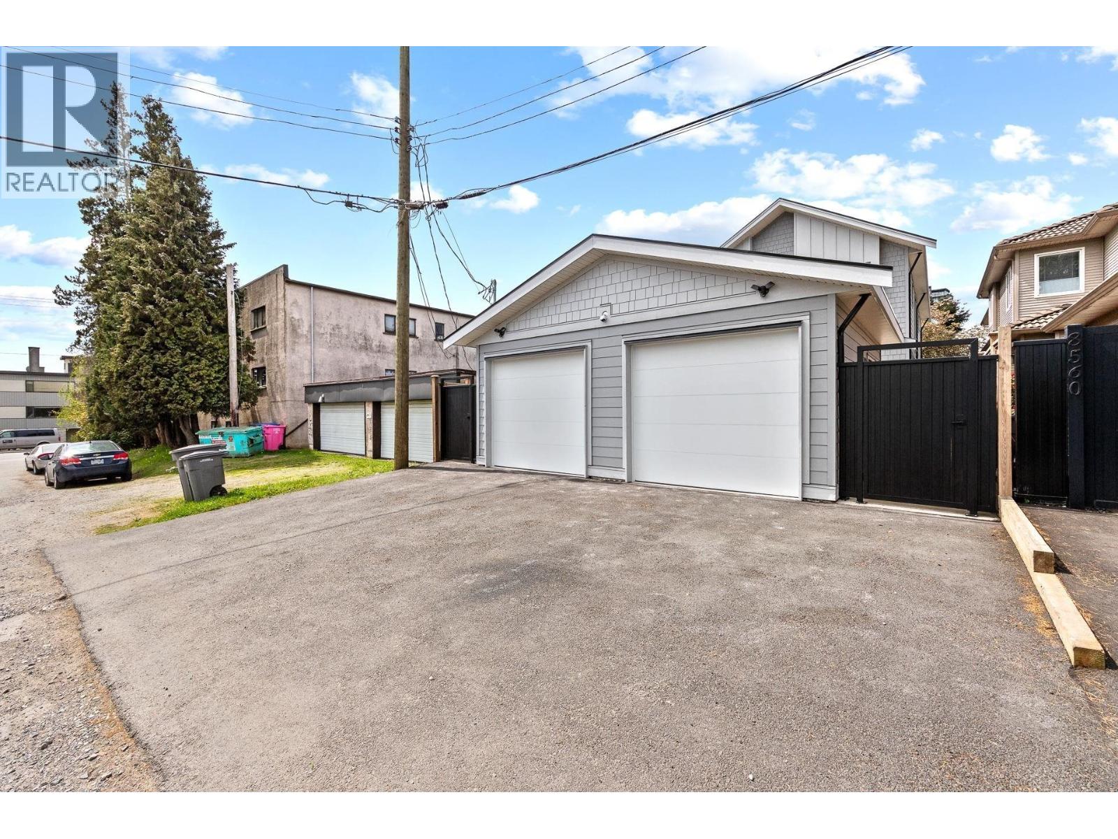 Photo 31
