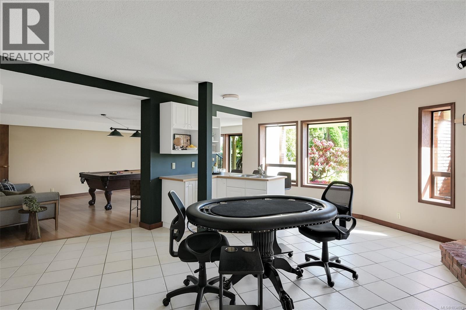 8798 Forest Park Dr - 43