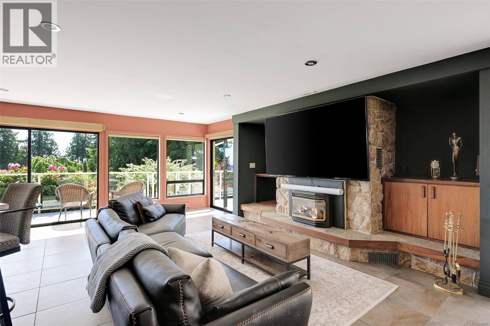 8798 Forest Park Dr - 16