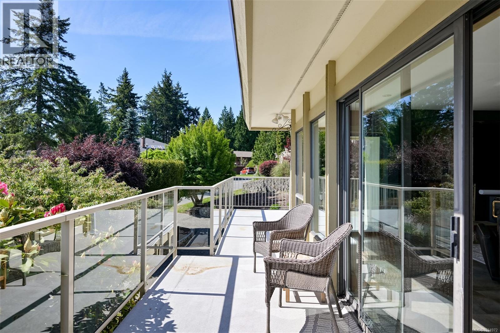 8798 Forest Park Dr - 42