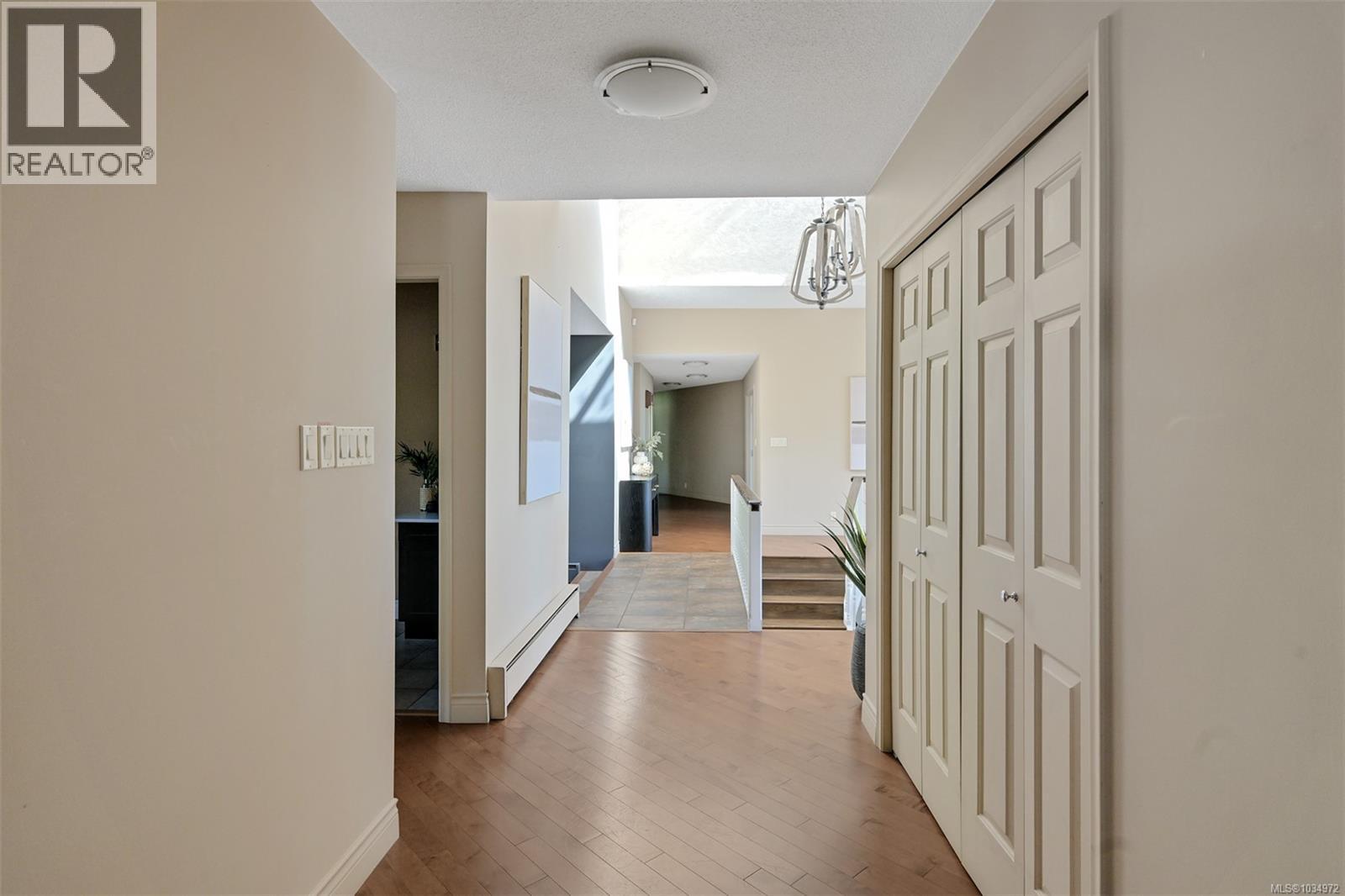 8798 Forest Park Dr - 49