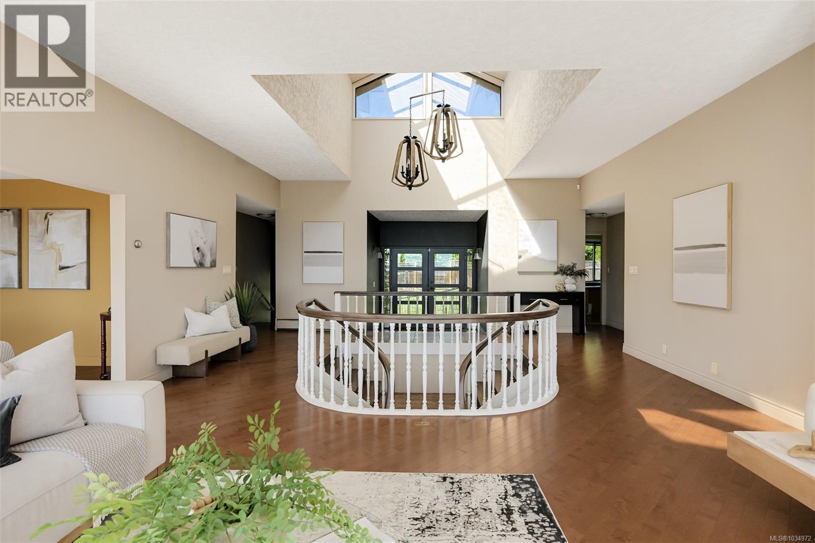 8798 Forest Park Dr - 10
