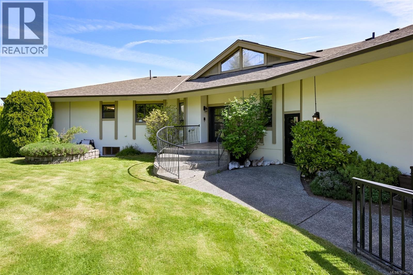 8798 Forest Park Dr - 36