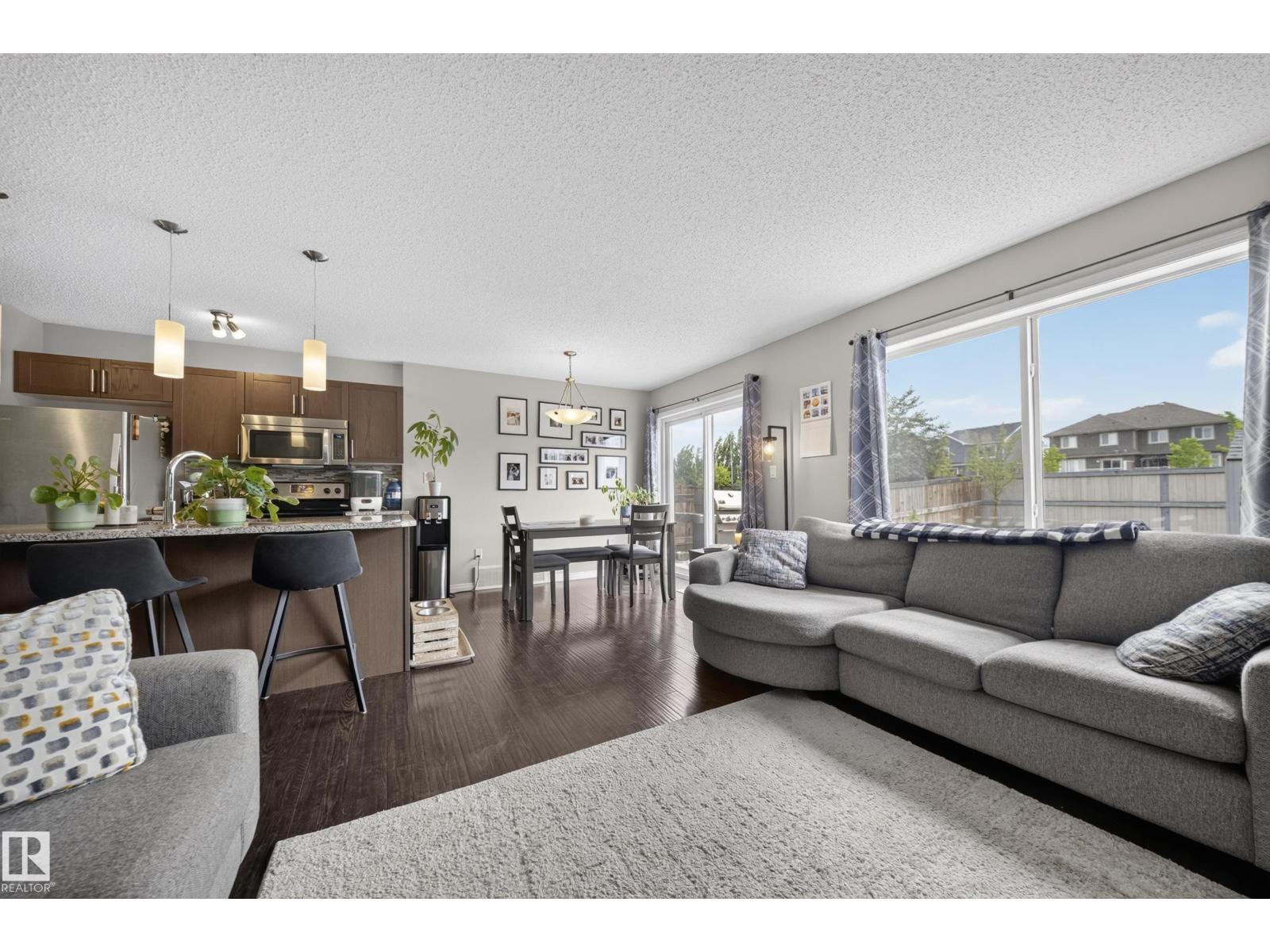 2155 67 ST SW - 18