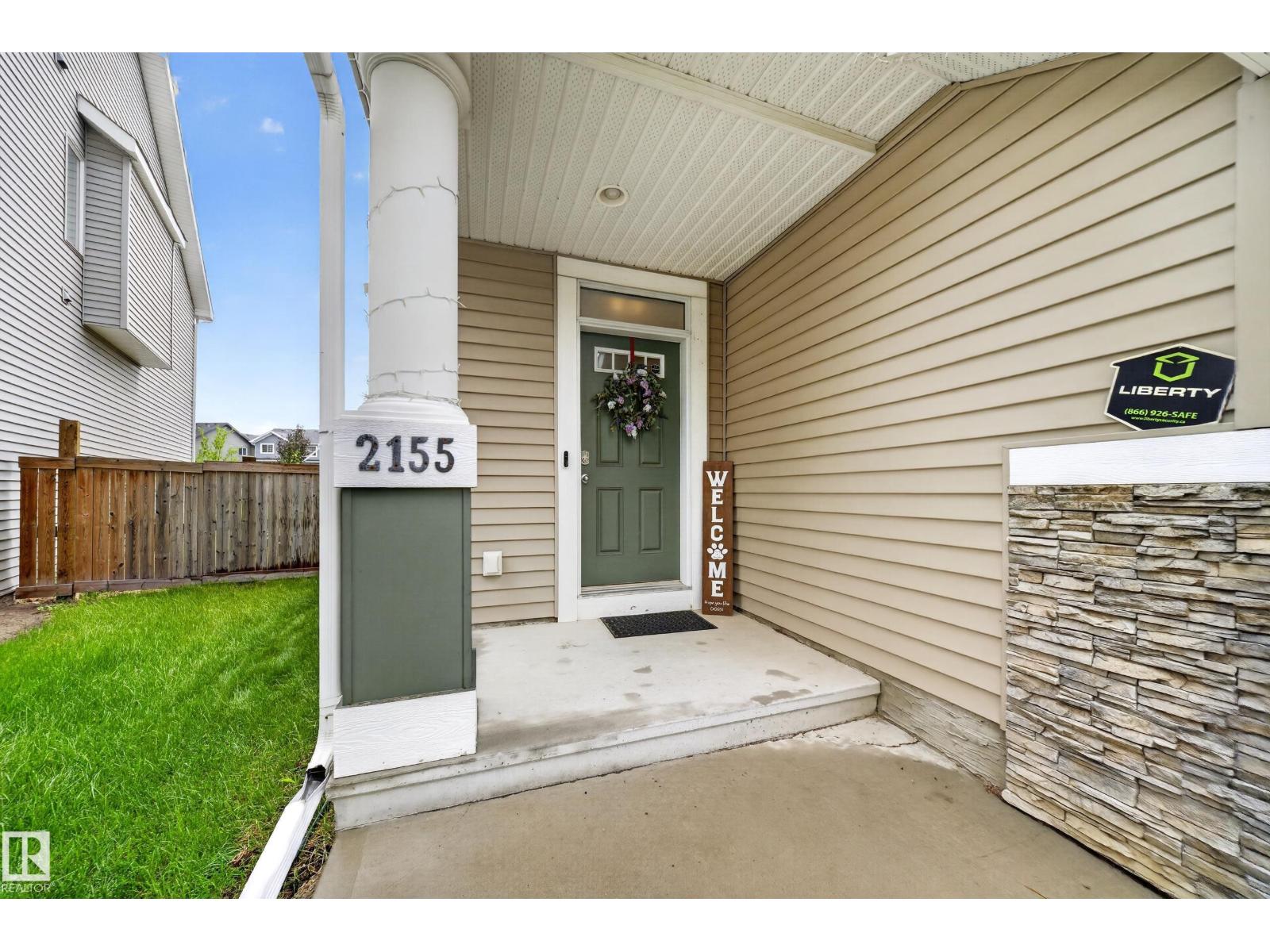 2155 67 ST SW - 2