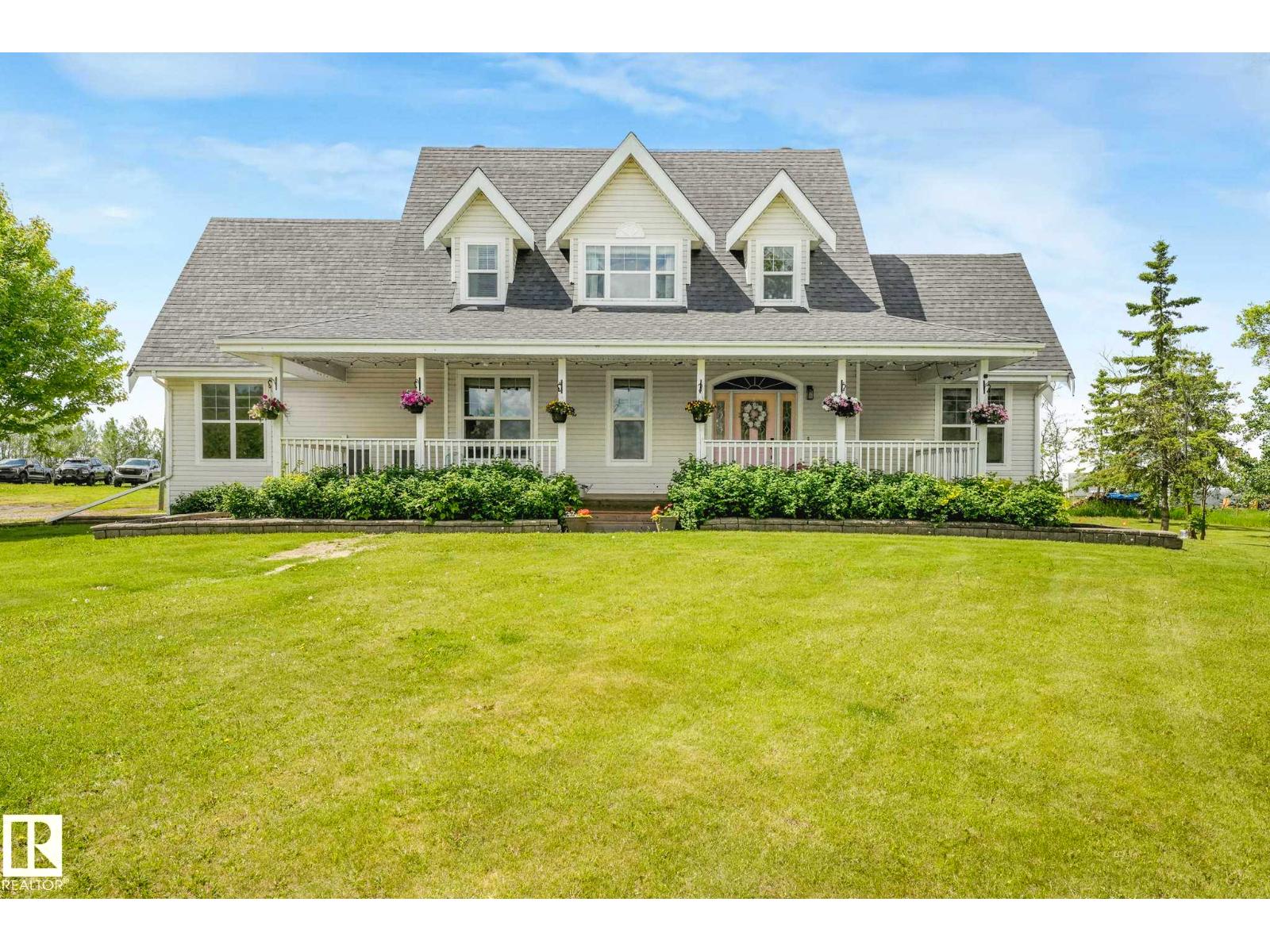 553006 Range Road 153 - 1