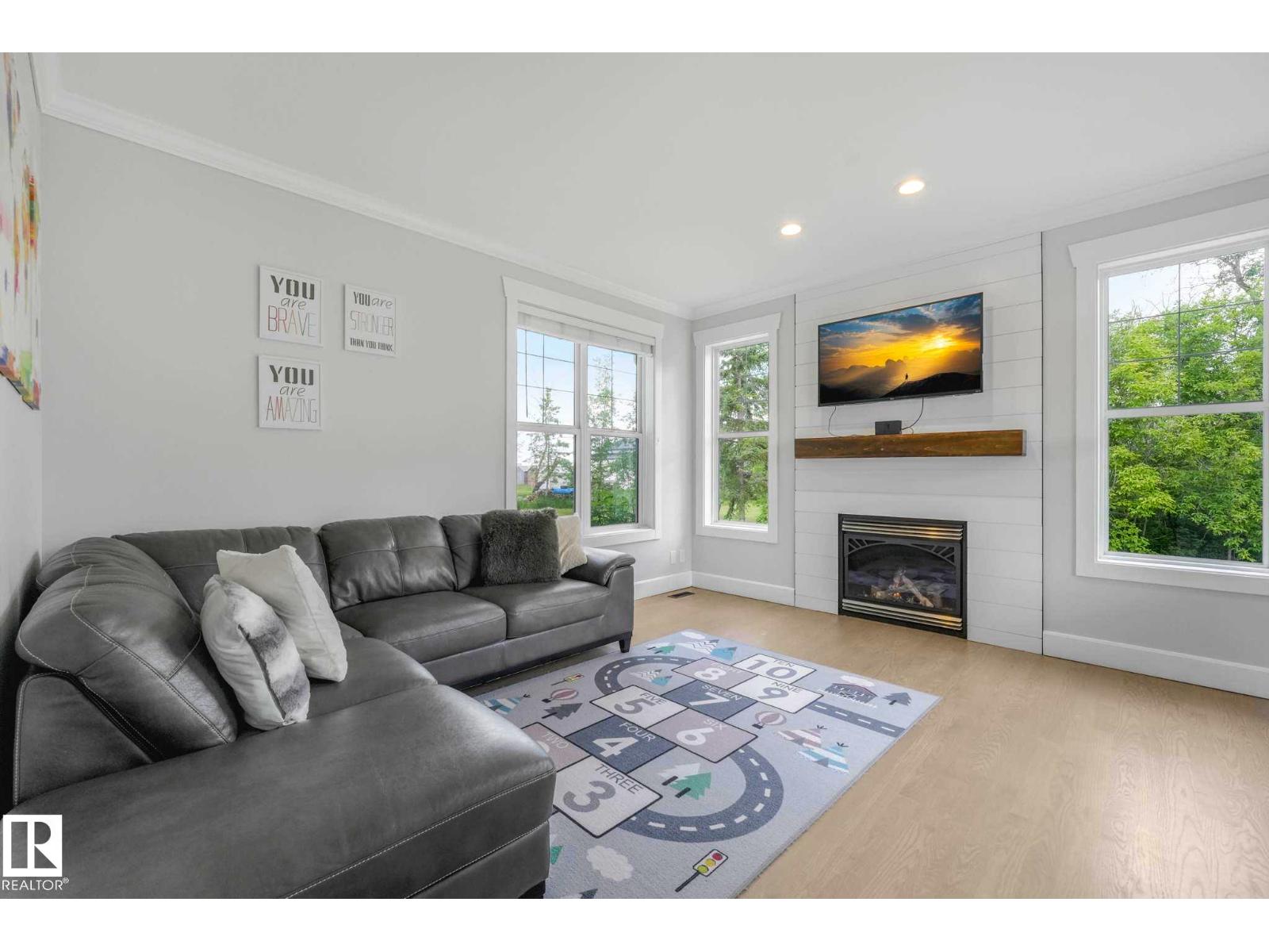 553006 Range Road 153 - 10