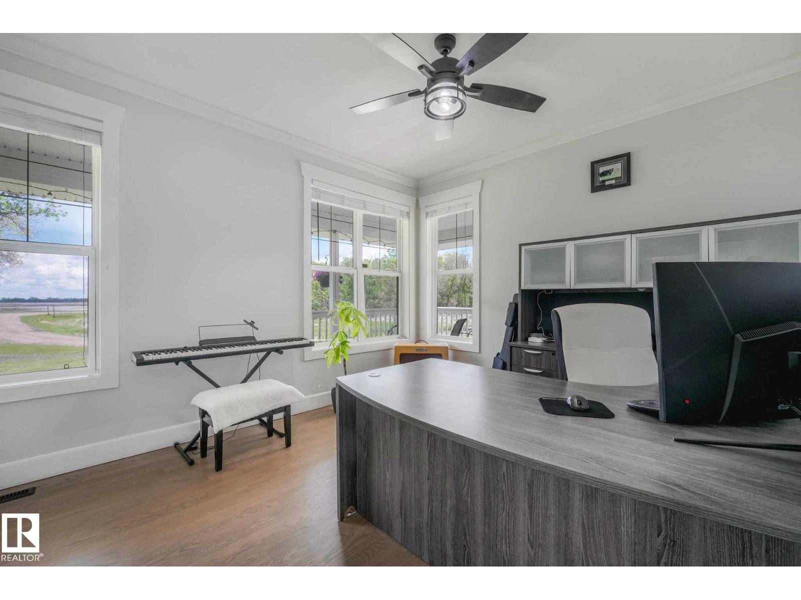 553006 Range Road 153 - 14