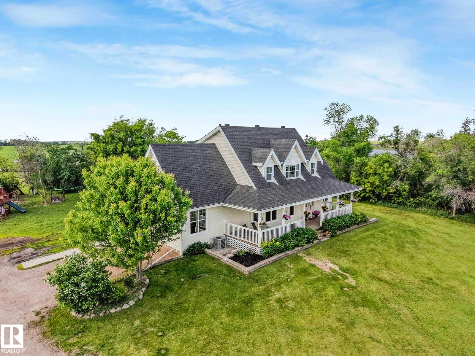 553006 Range Road 153 - 66