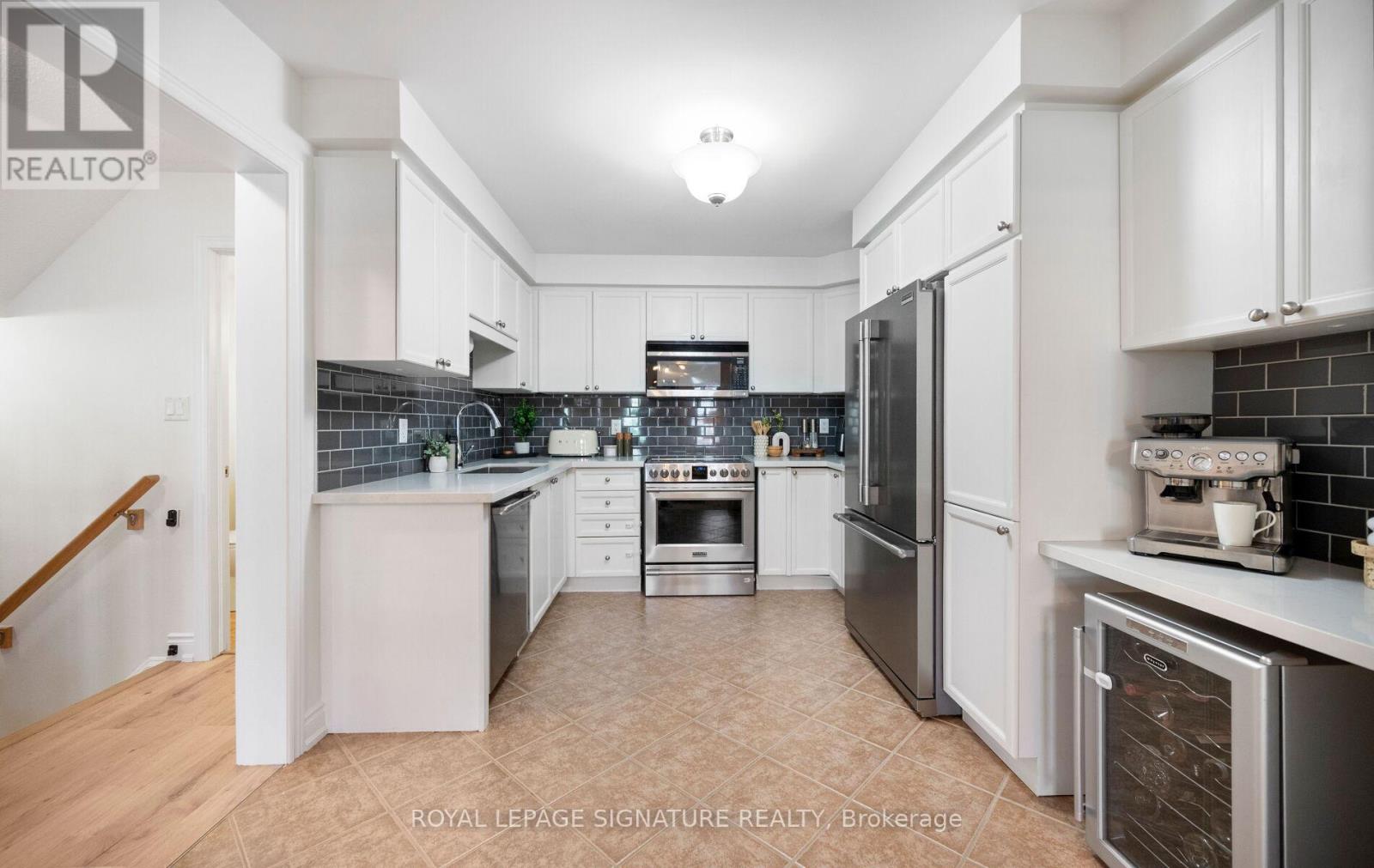 944 DEVERELL PLACE - 24