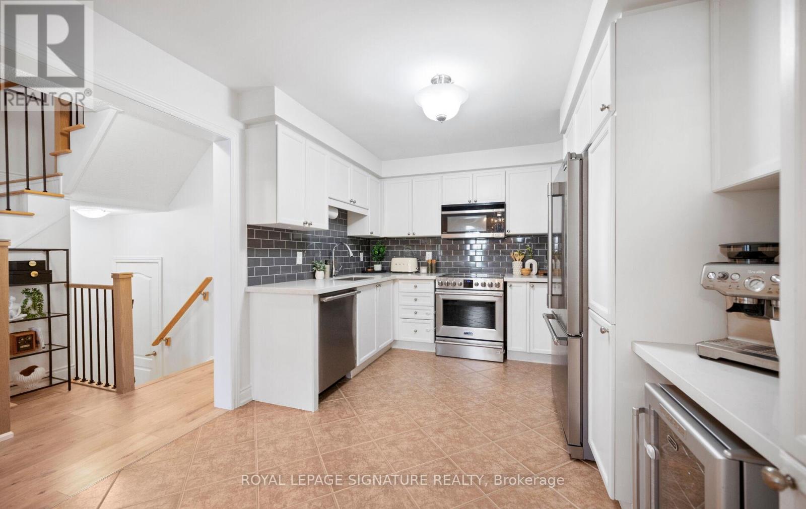 944 DEVERELL PLACE - 26