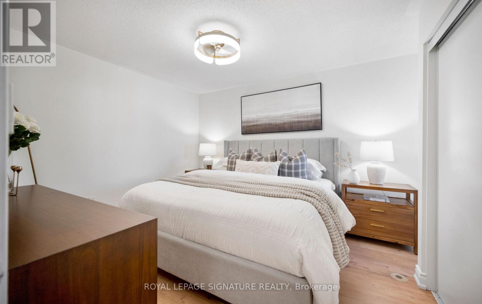 944 DEVERELL PLACE - 38