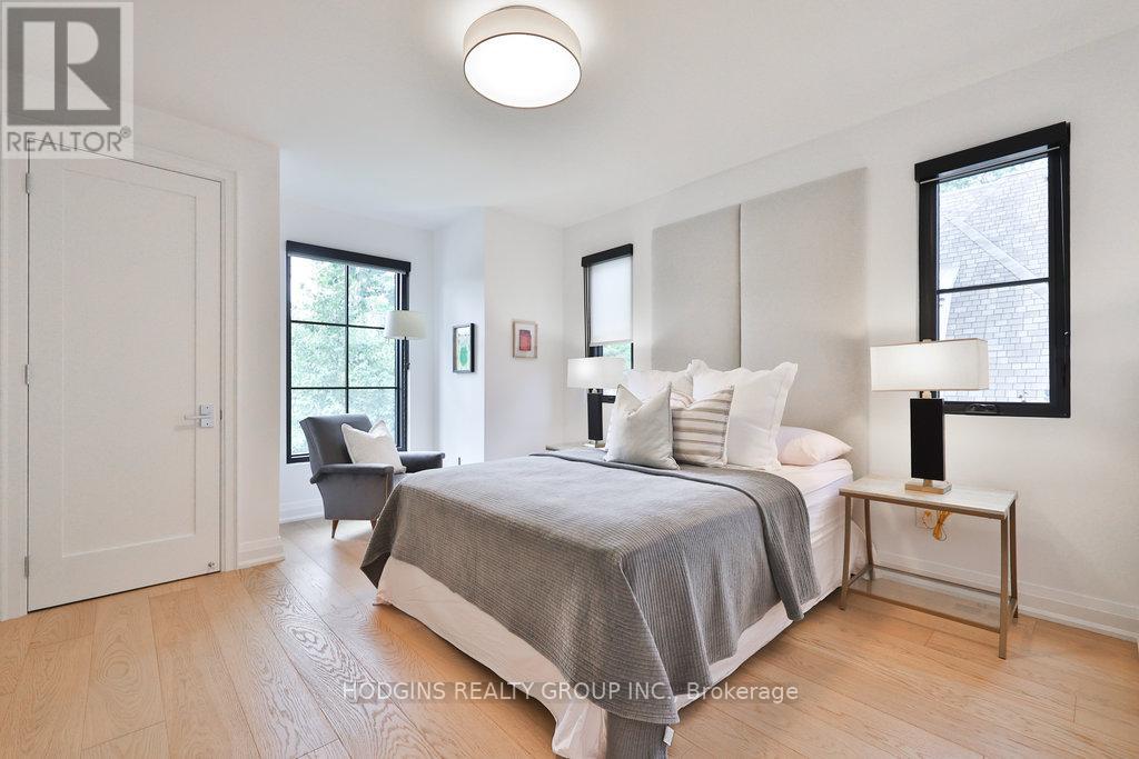 238 MINEOLA ROAD W - 34