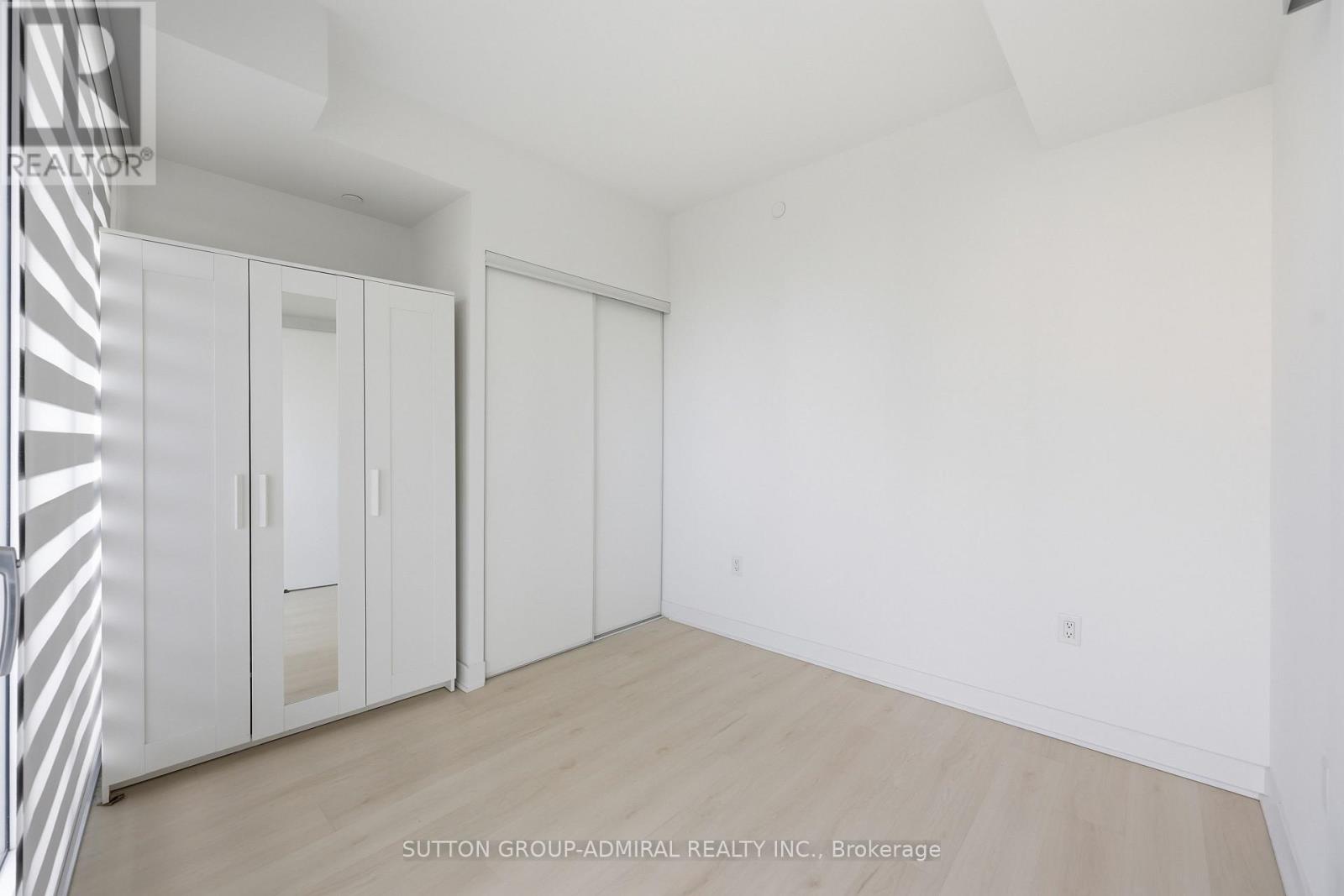 #1002 3900 CONFEDERATION PARKWAY - 10