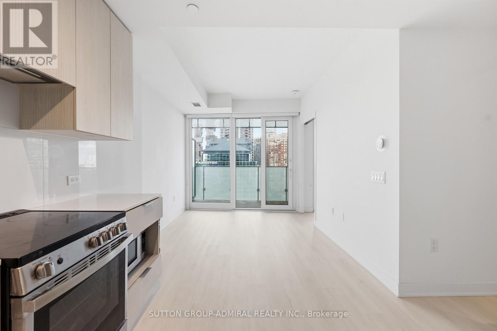#1002 3900 CONFEDERATION PARKWAY - 12