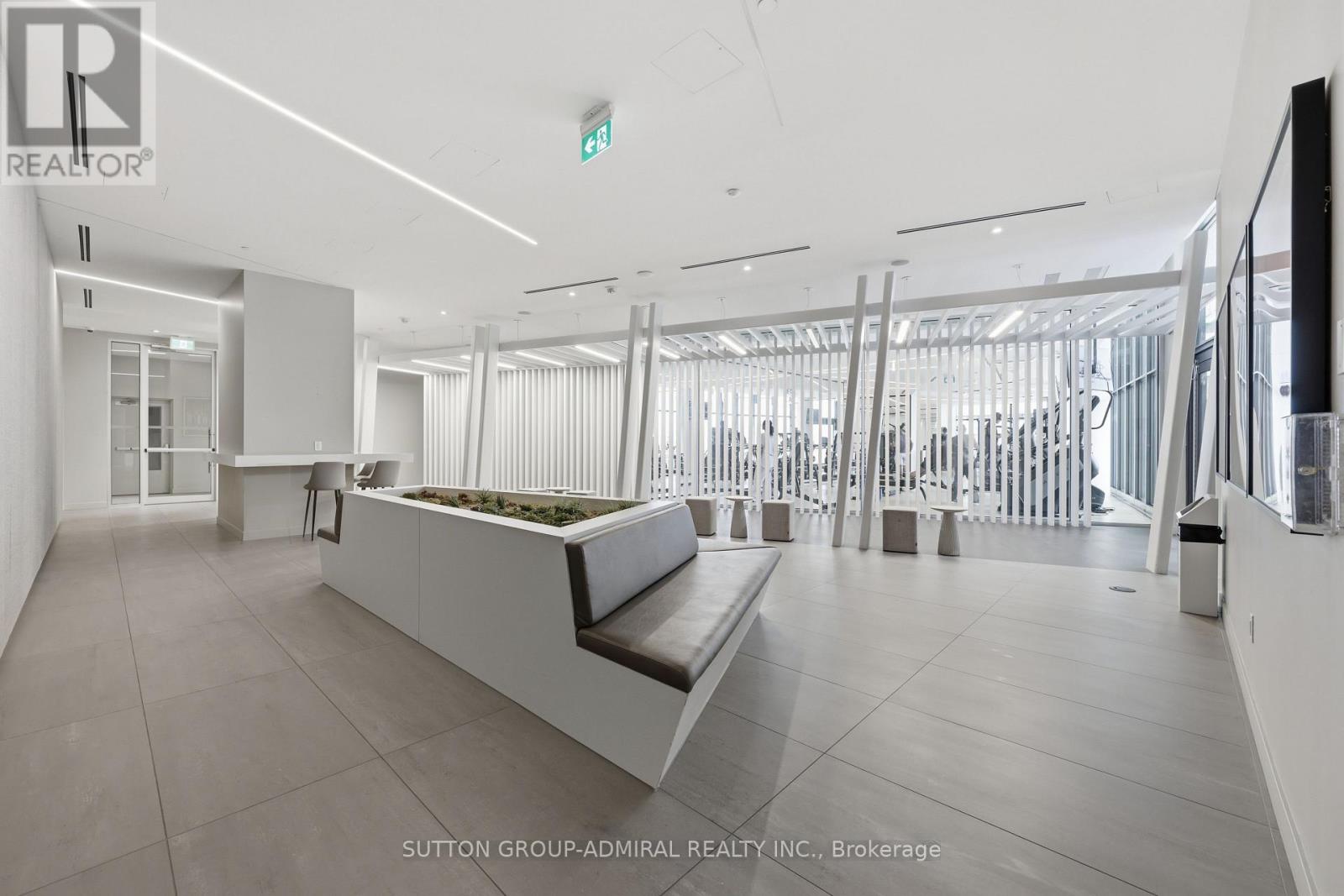 #1002 3900 CONFEDERATION PARKWAY - 16