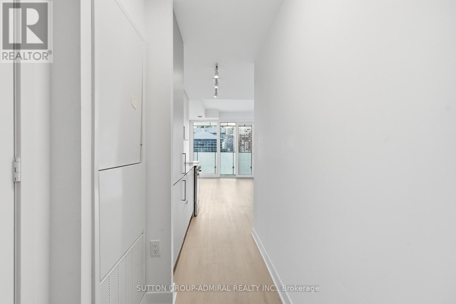 #1002 3900 CONFEDERATION PARKWAY - 5