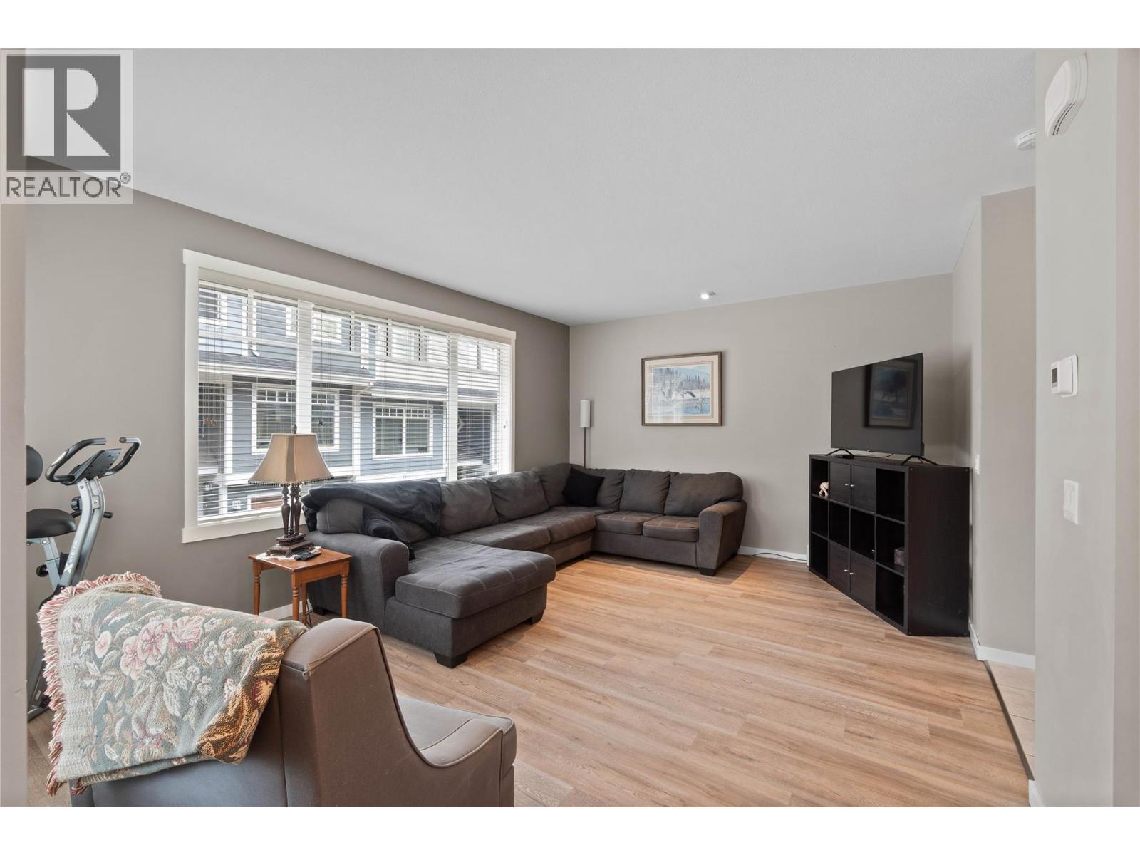 #56 2860 Valleyview Drive - Image 13