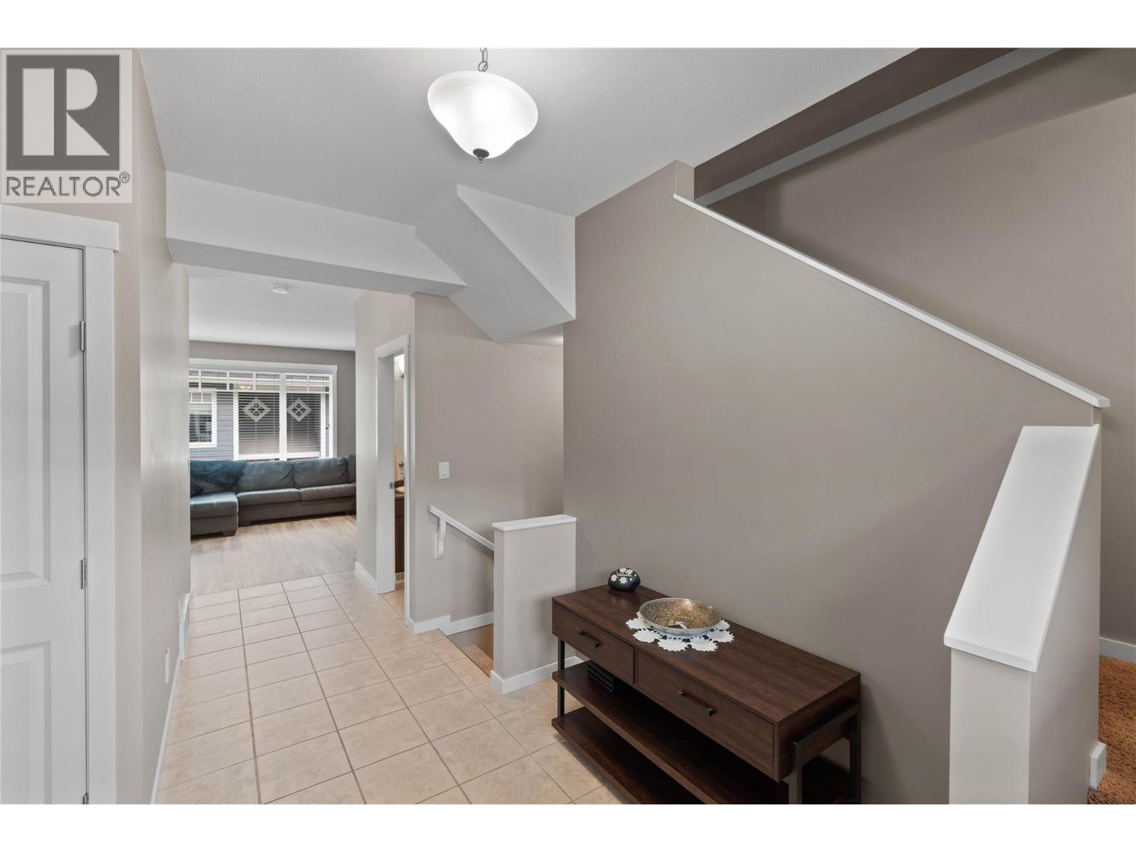 #56 2860 Valleyview Drive - Image 17