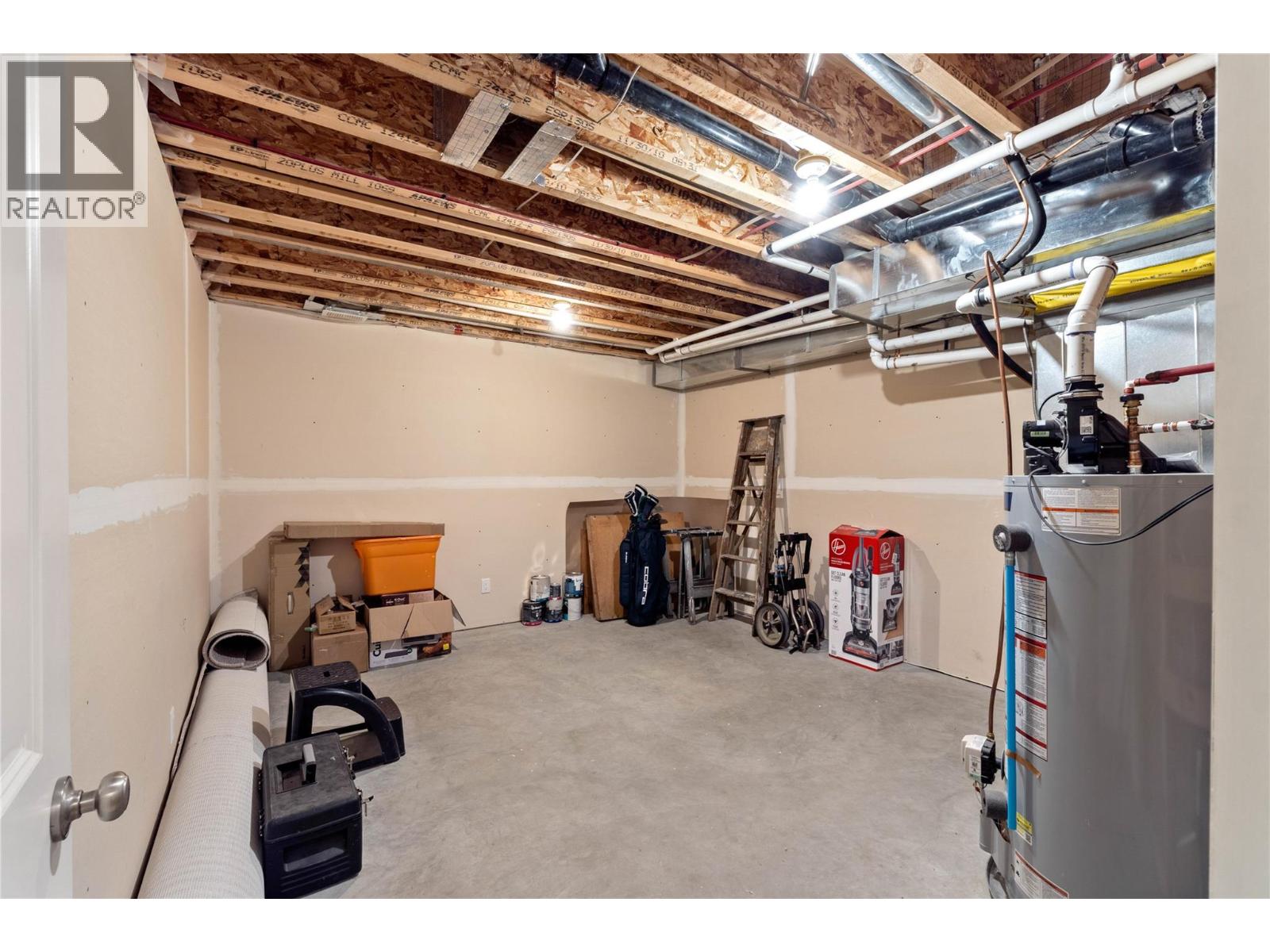 #56 2860 Valleyview Drive - 25