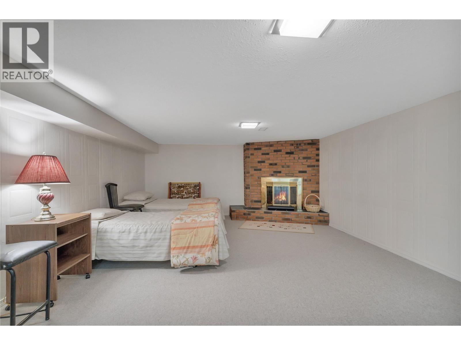 20 Alameda Court - 23