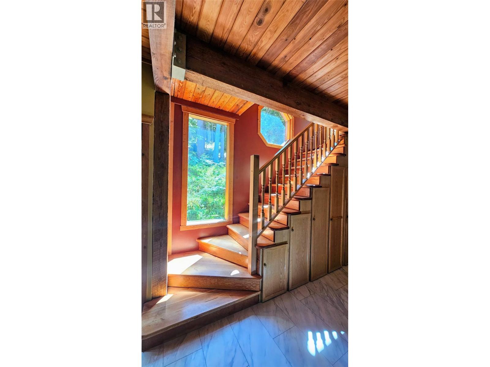 8496 B Procter Road E - 19