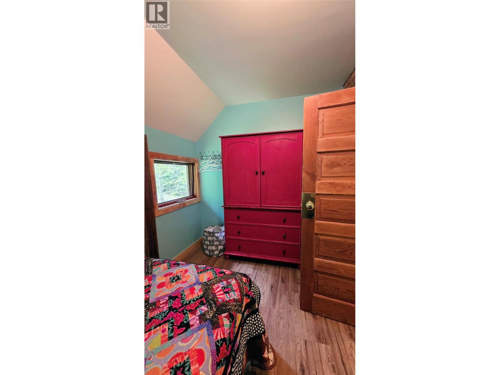 8496 B Procter Road E - 39