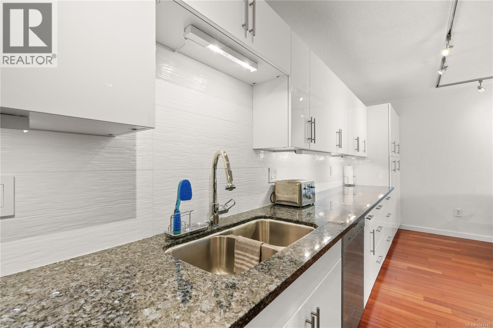 306 1101 Hilda Street, Victoria